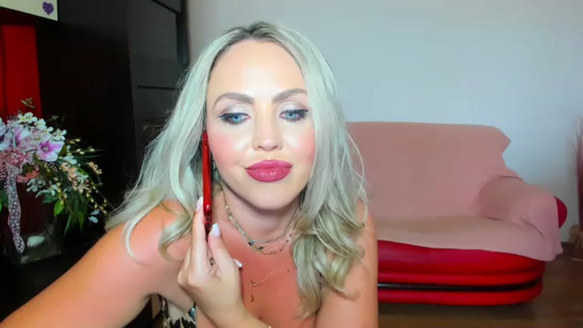 Gallery image thumbnail from MISS_JOY99's myfreecams stream on, 06/27/2023, 13:19 image 16 of 20