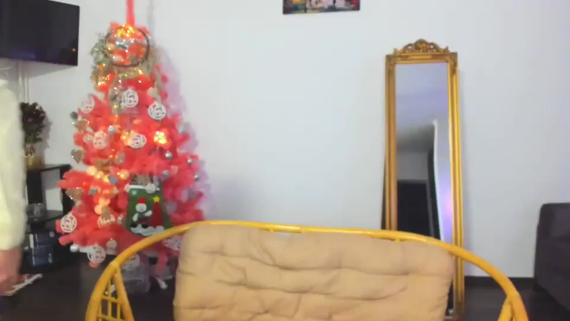 Gallery image thumbnail from MISS_JOY99's myfreecams stream on, 11/19/2023, 16:52 image 20 of 20