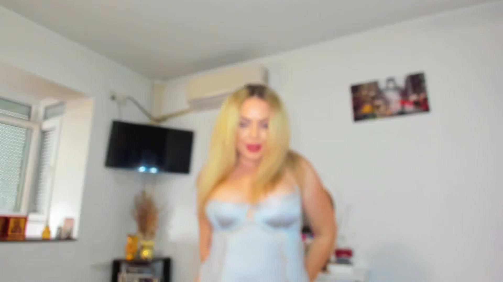 Gallery image thumbnail from MISS_JOY99's myfreecams stream on, 10/30/2024, 12:41 image 20 of 20
