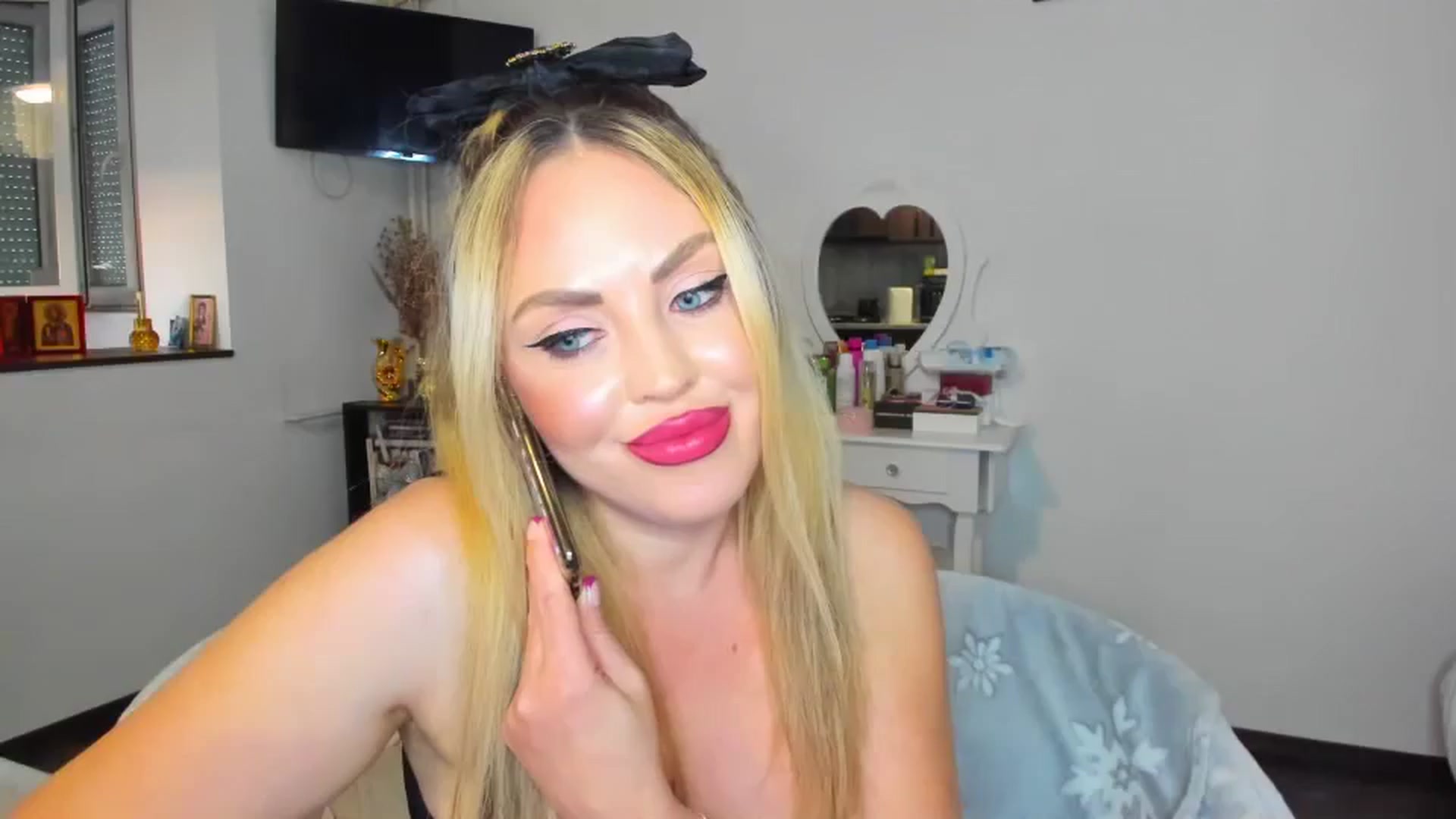 Gallery image thumbnail from MISS_JOY99's myfreecams stream on, 11/03/2024, 13:28 image 13 of 20