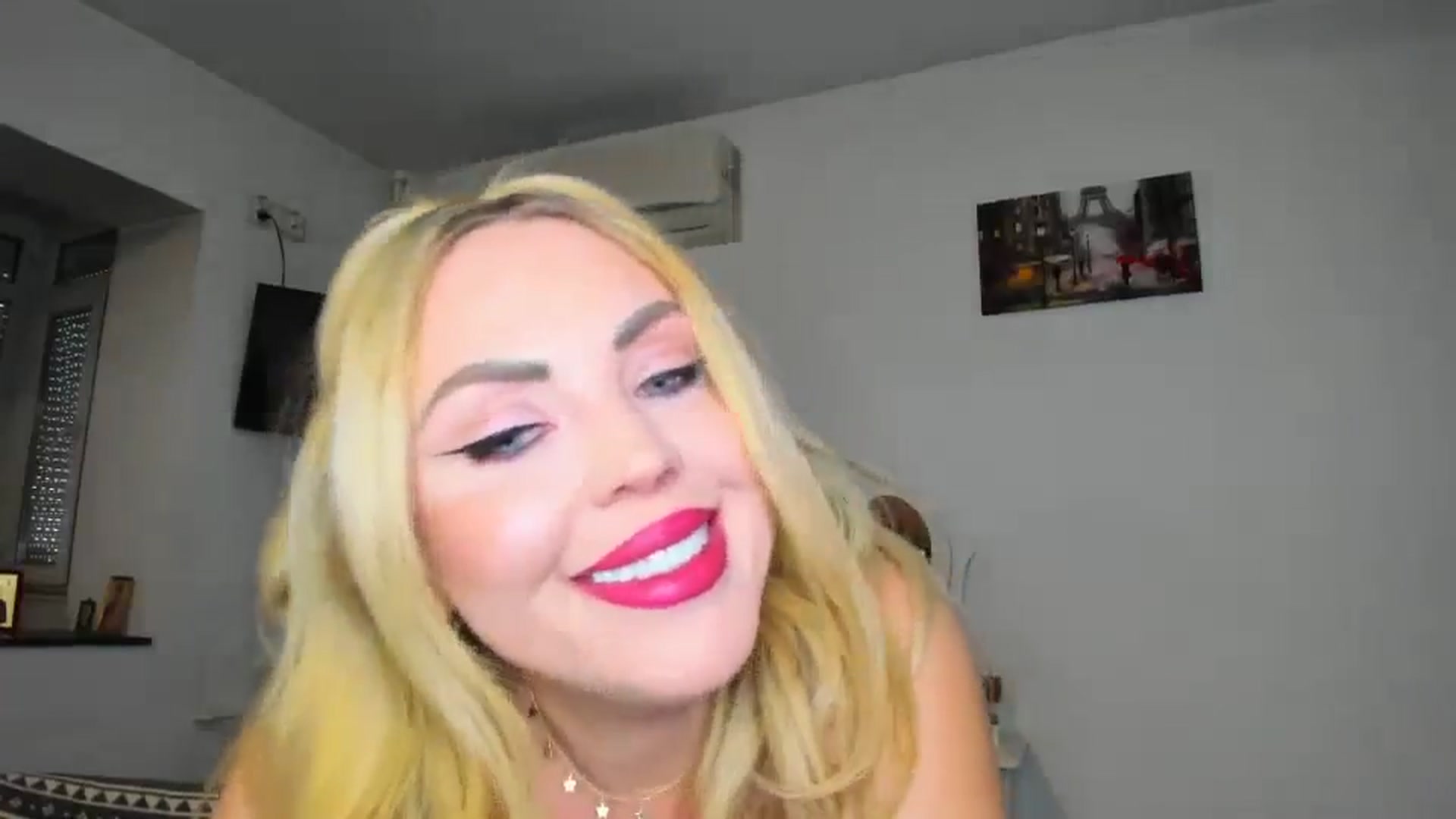 Gallery image thumbnail from MISS_JOY99's myfreecams stream on, 11/23/2024, 14:22 image 9 of 20