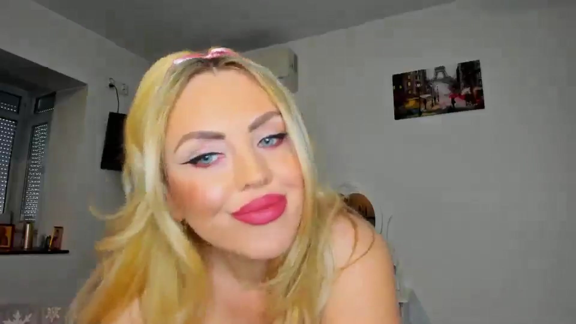 Gallery image thumbnail from MISS_JOY99's myfreecams stream on, 12/05/2024, 12:22 image 2 of 20