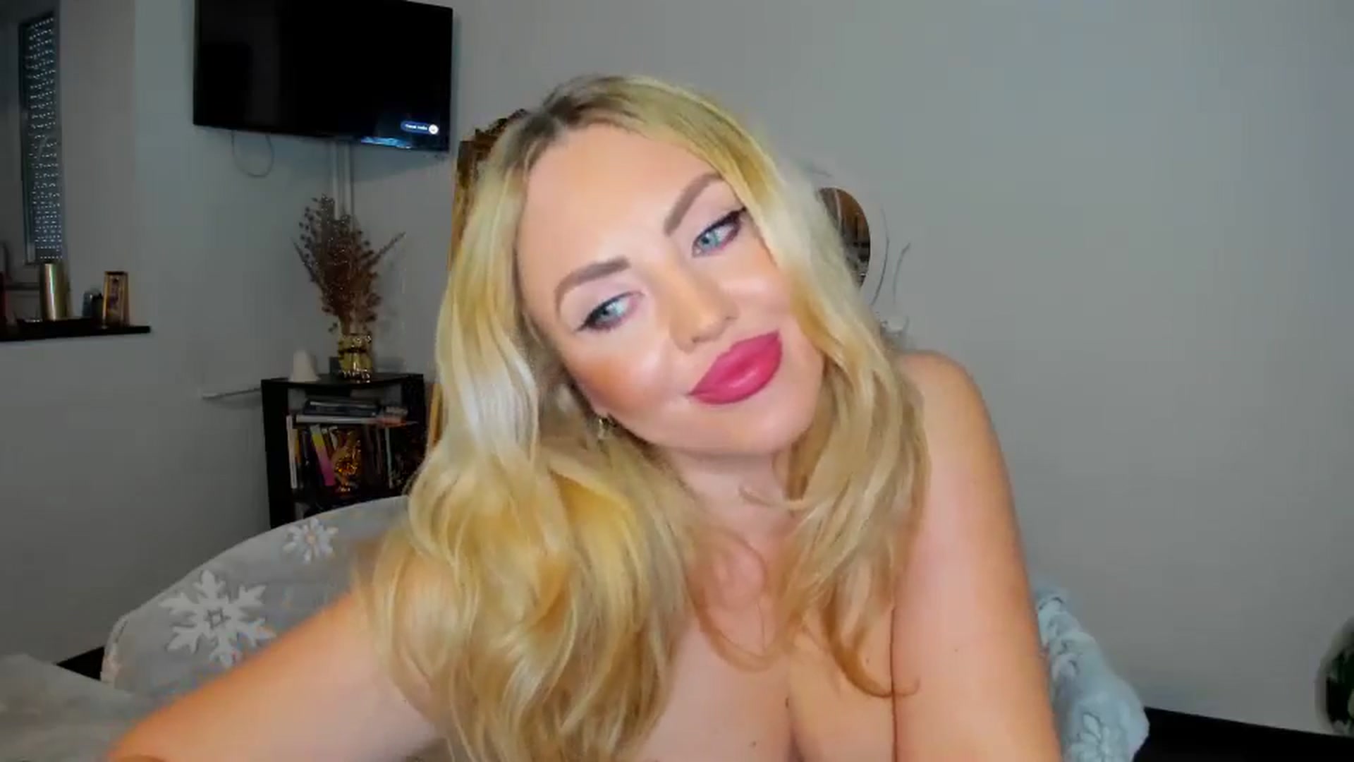Gallery image thumbnail from MISS_JOY99's myfreecams stream on, 12/08/2024, 10:24 image 18 of 20