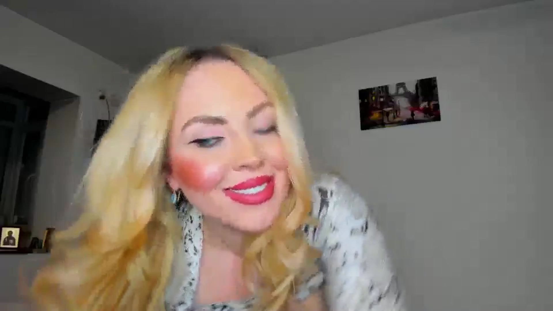 Gallery image thumbnail from MISS_JOY99's myfreecams stream on, 01/02/2025, 15:06 image 16 of 20