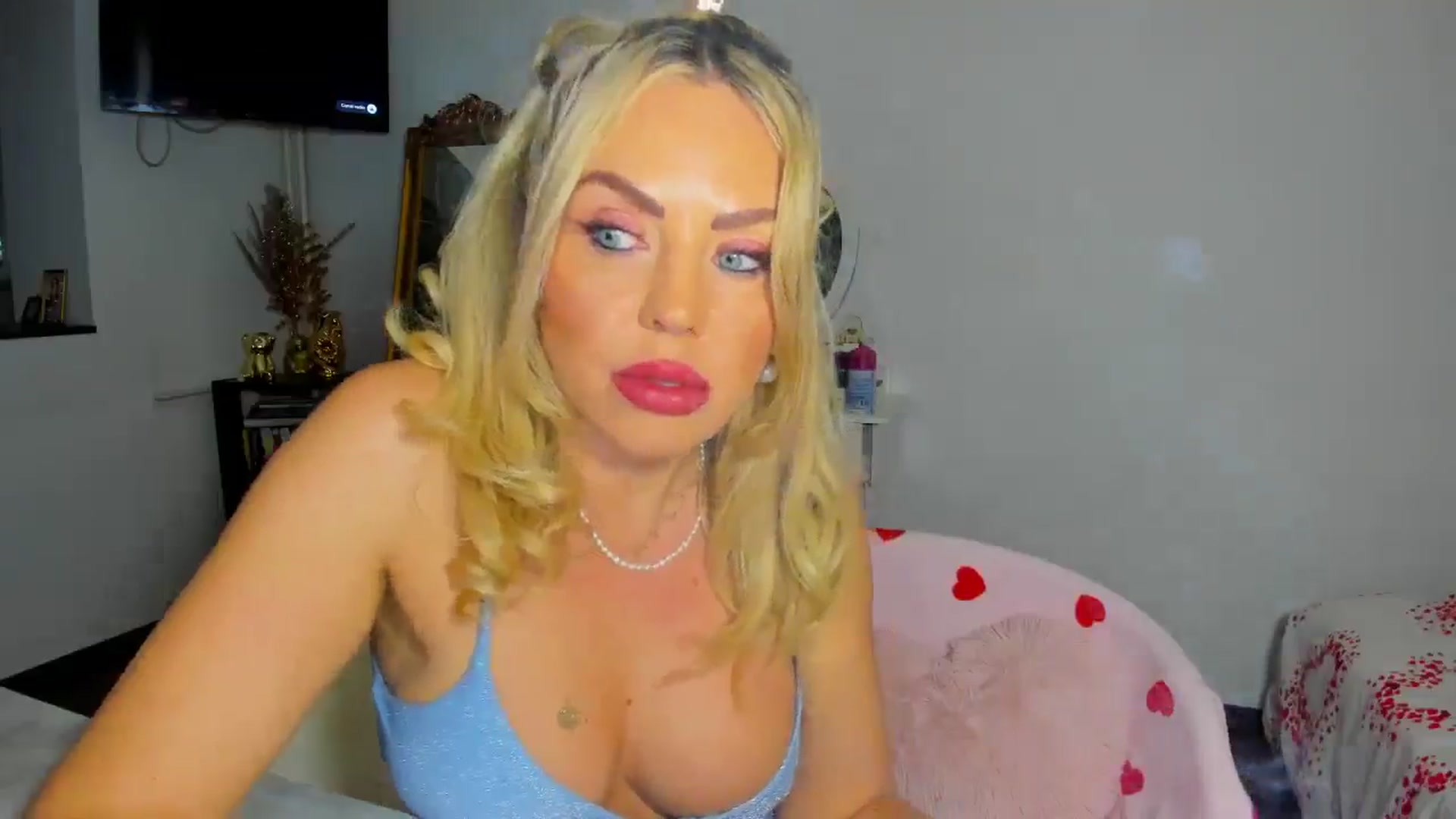 Gallery image thumbnail from MISS_JOY99's myfreecams stream on, 11/09/2025, 11:25 image 2 of 20