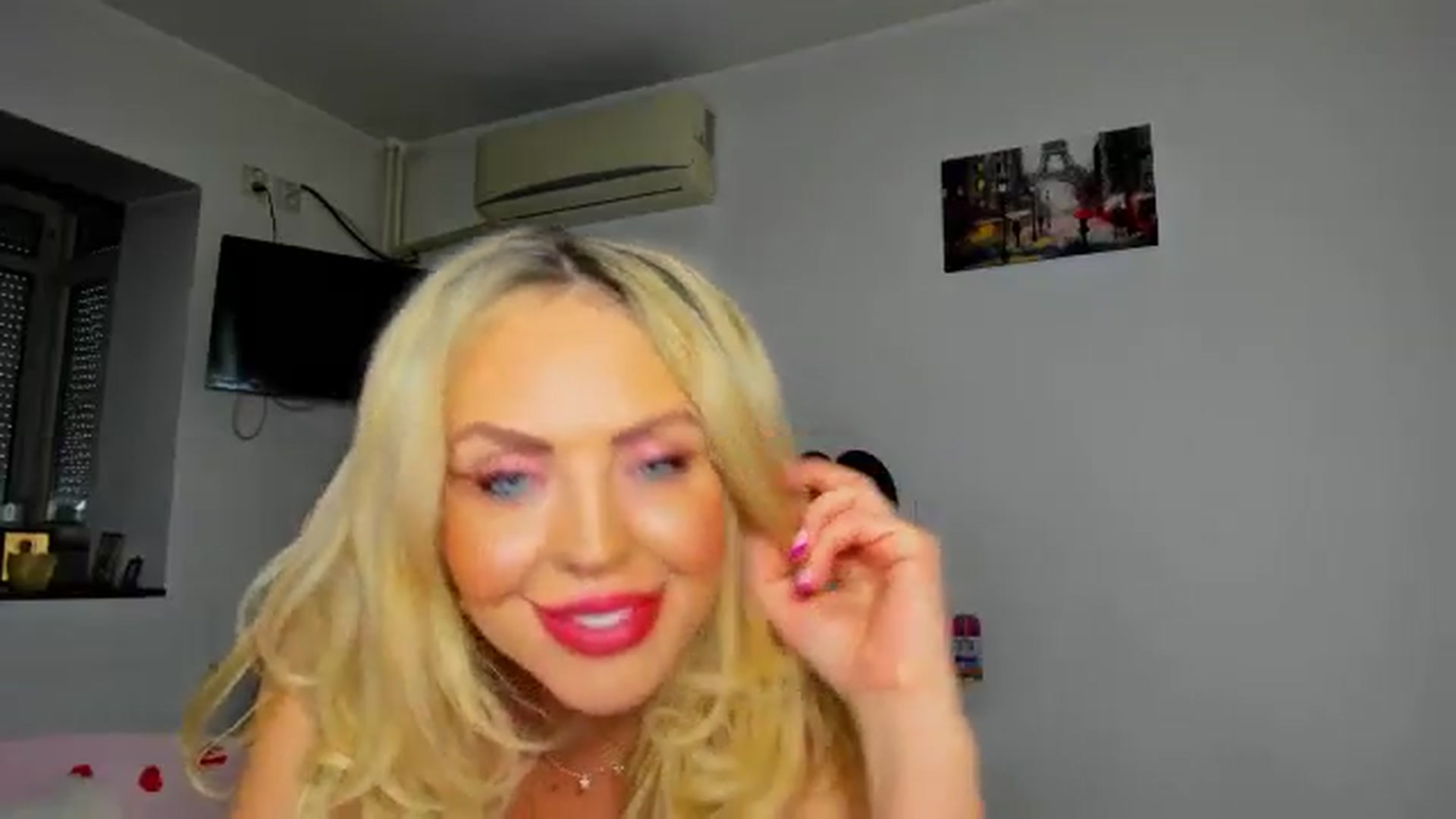 Gallery image thumbnail from MISS_JOY99's myfreecams stream on, 11/15/2025, 11:18 image 4 of 20