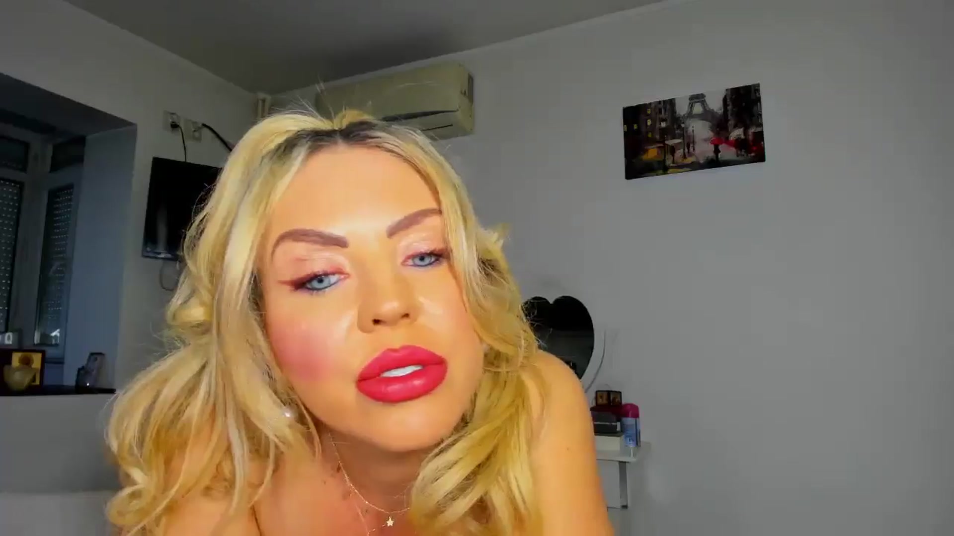 Gallery image thumbnail from MISS_JOY99's myfreecams stream on, 12/05/2025, 11:41 image 6 of 20