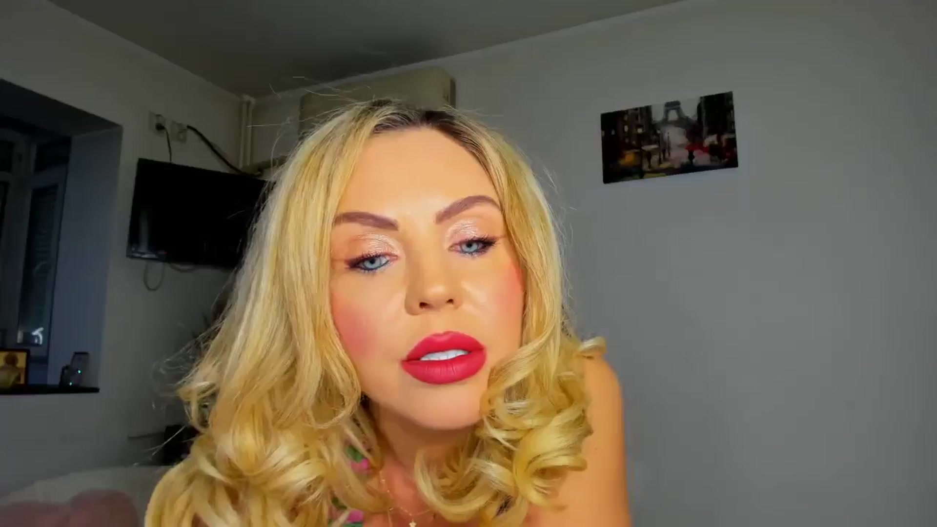 Gallery image thumbnail from MISS_JOY99's myfreecams stream on, 12/08/2025, 11:18 image 4 of 20