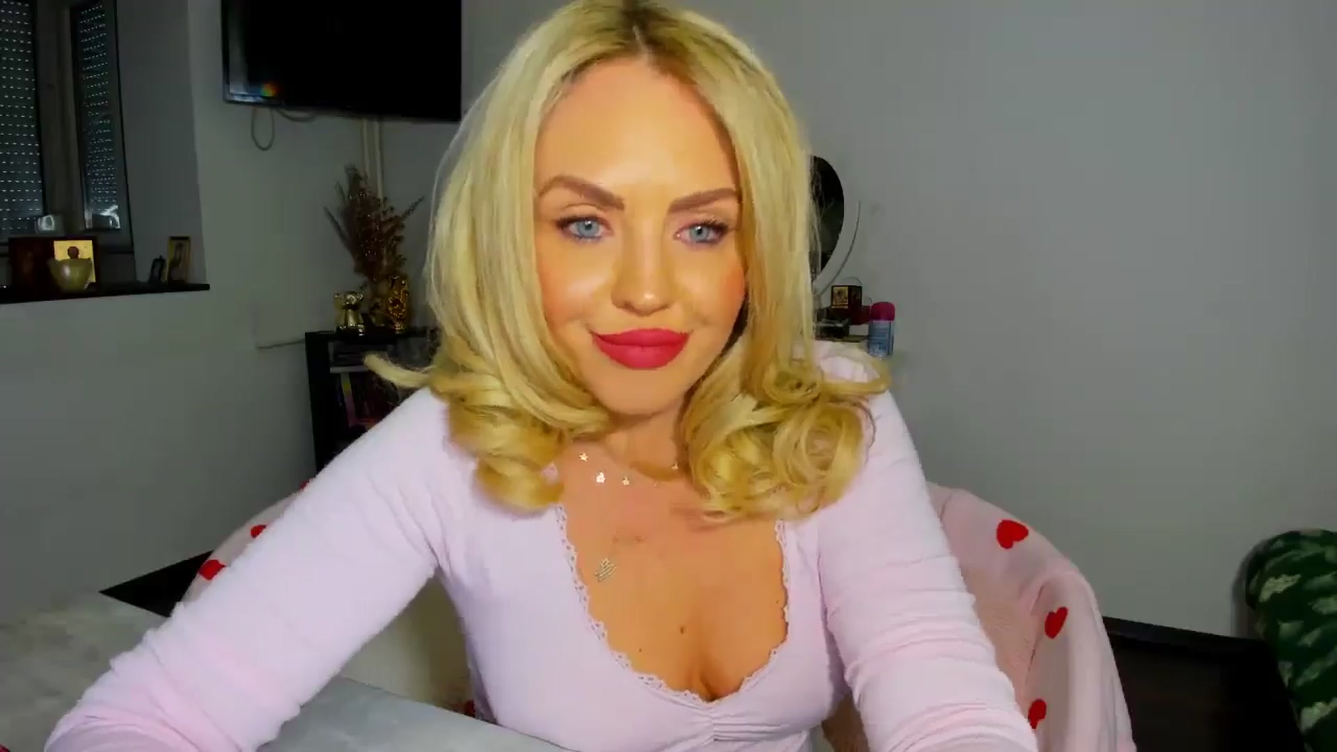 Gallery image thumbnail from MISS_JOY99's myfreecams stream on, 12/26/2025, 12:52 image 20 of 20