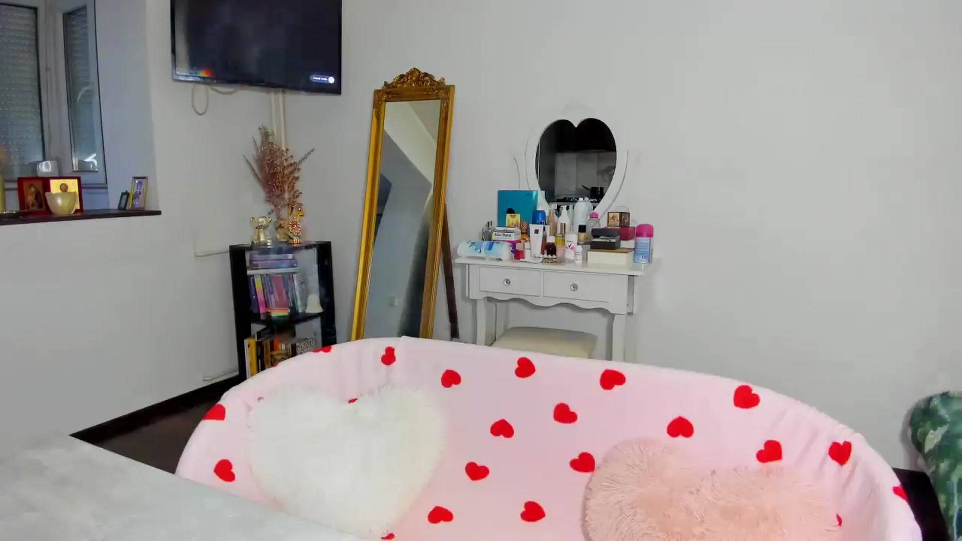 Gallery image thumbnail from MISS_JOY99's myfreecams stream on, 12/26/2025, 14:30 image 4 of 20