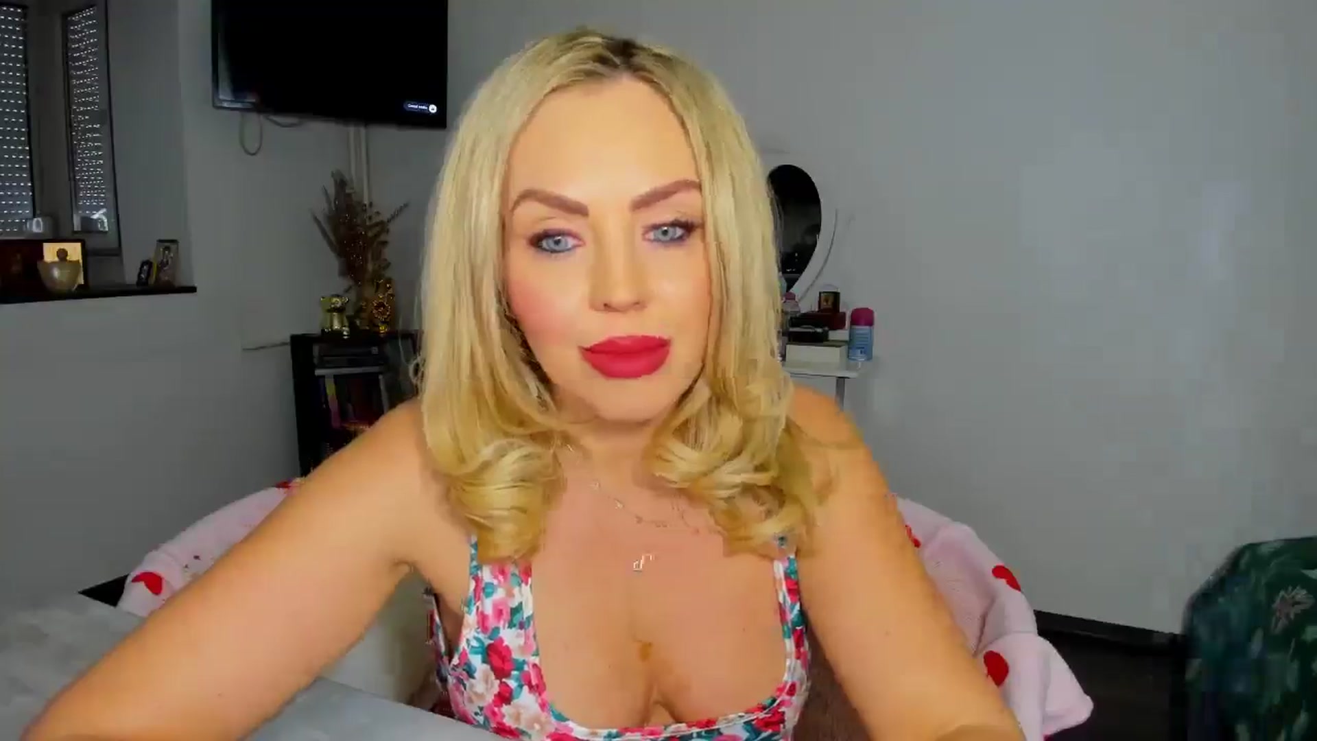 Gallery image thumbnail from MISS_JOY99's myfreecams stream on, 12/30/2025, 11:11 image 14 of 20