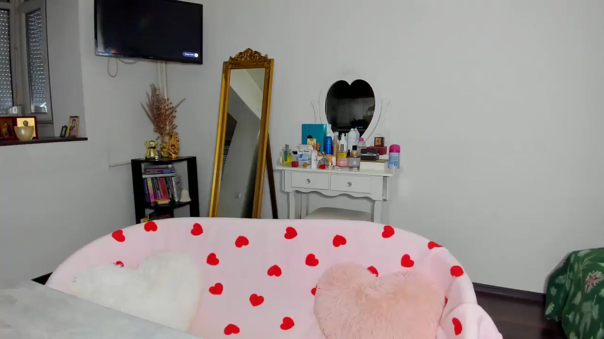 Gallery image thumbnail from MISS_JOY99's myfreecams stream on, 12/30/2025, 12:41 image 16 of 20