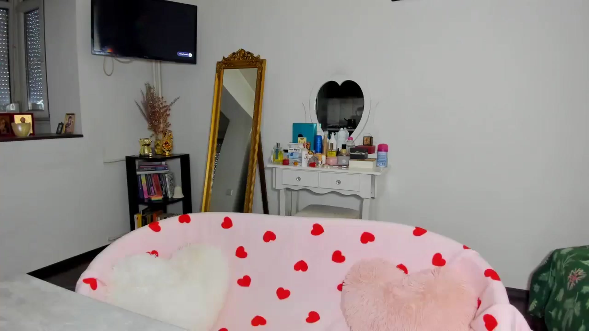 Gallery image thumbnail from MISS_JOY99's myfreecams stream on, 12/30/2025, 12:41 image 5 of 20