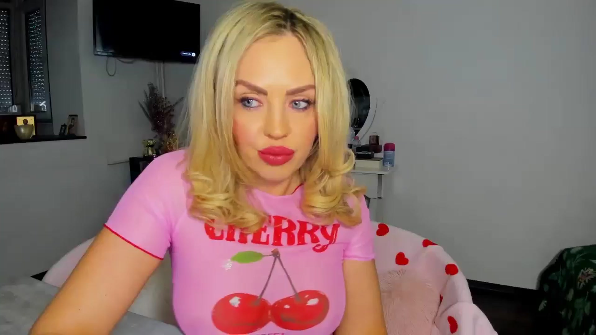 Gallery image thumbnail from MISS_JOY99's myfreecams stream on, 12/30/2025, 12:41 image 13 of 20
