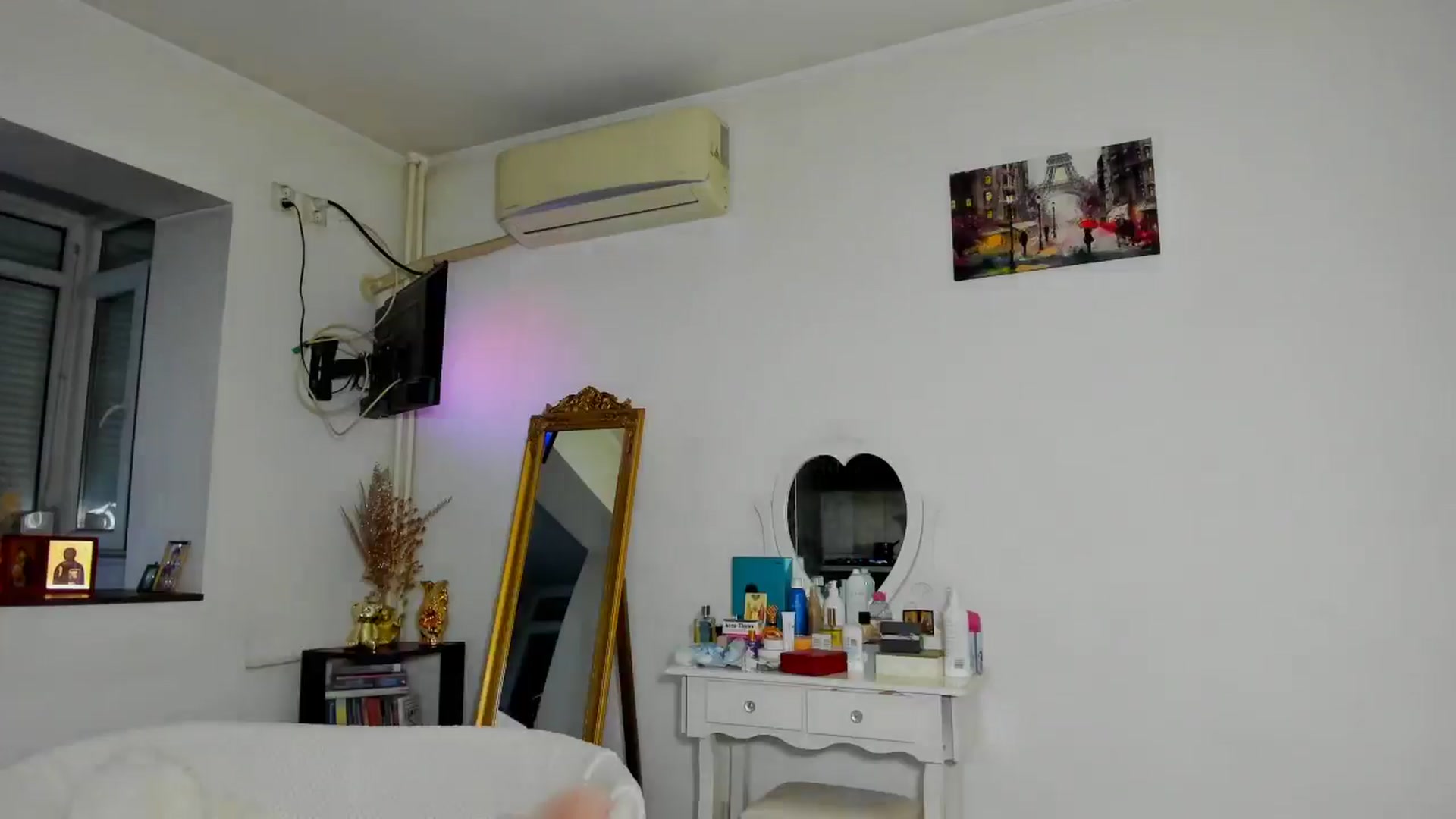 Gallery image thumbnail from MISS_JOY99's myfreecams stream on, 12/31/2025, 20:53 image 6 of 20
