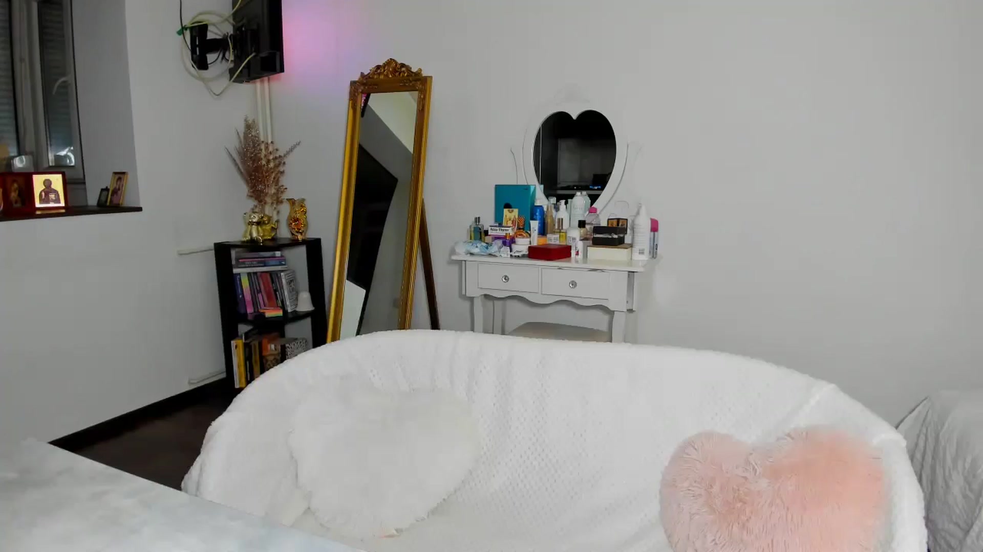 Gallery image thumbnail from MISS_JOY99's myfreecams stream on, 12/31/2025, 21:51 image 8 of 20