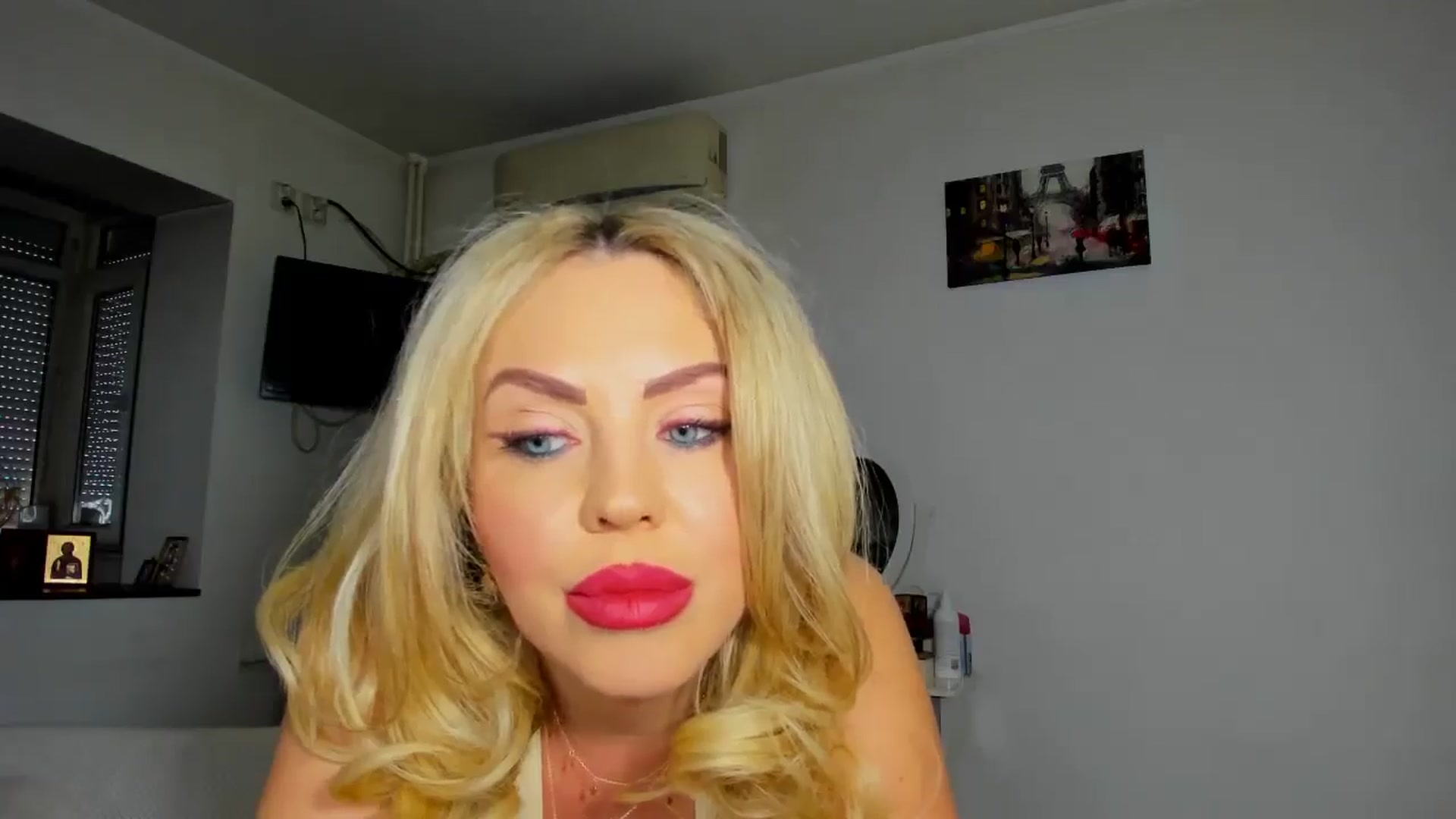 Gallery image thumbnail from MISS_JOY99's myfreecams stream on, 01/01/2026, 12:09 image 3 of 20