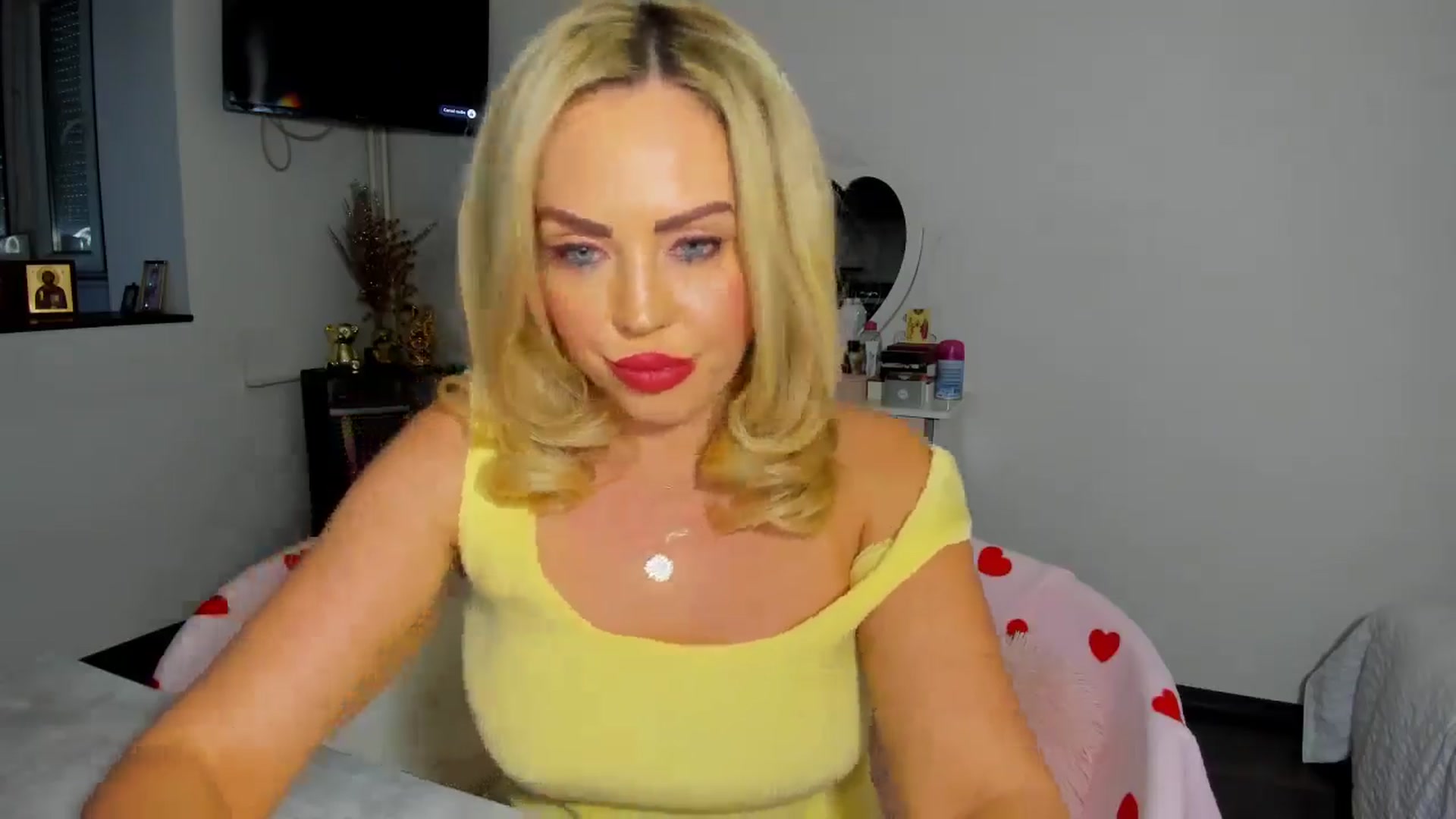 Gallery image thumbnail from MISS_JOY99's myfreecams stream on, 01/07/2026, 12:53 image 20 of 20