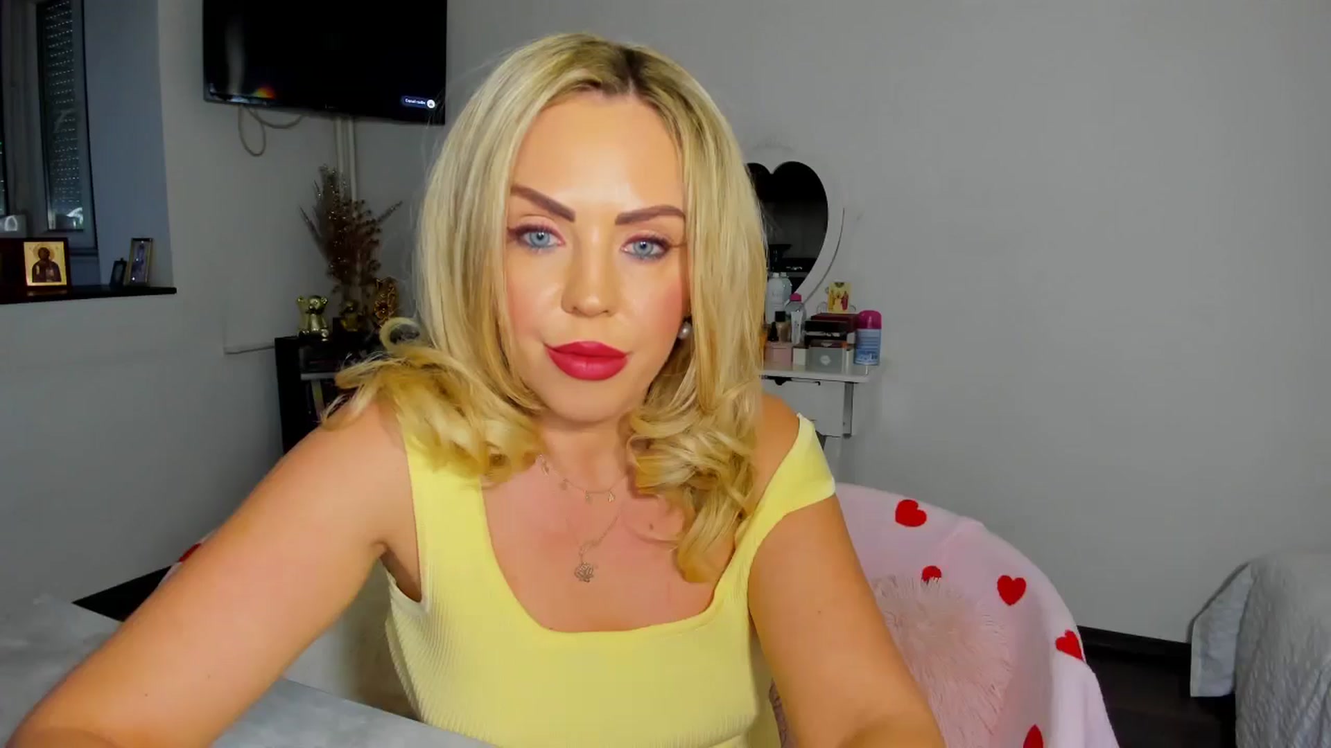 Gallery image thumbnail from MISS_JOY99's myfreecams stream on, 01/07/2026, 12:53 image 18 of 20