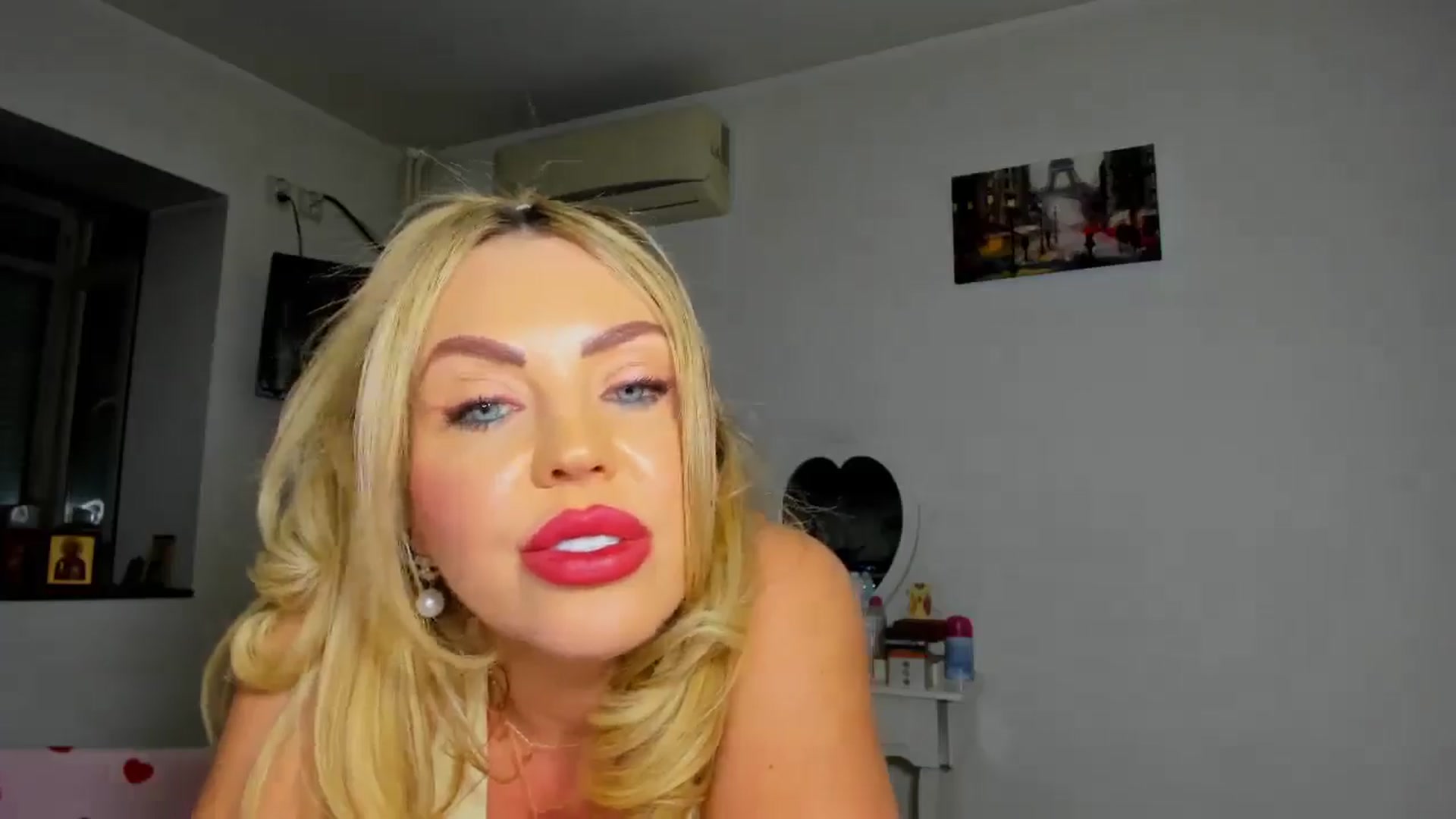 Gallery image thumbnail from MISS_JOY99's myfreecams stream on, 01/11/2026, 17:24 image 19 of 20