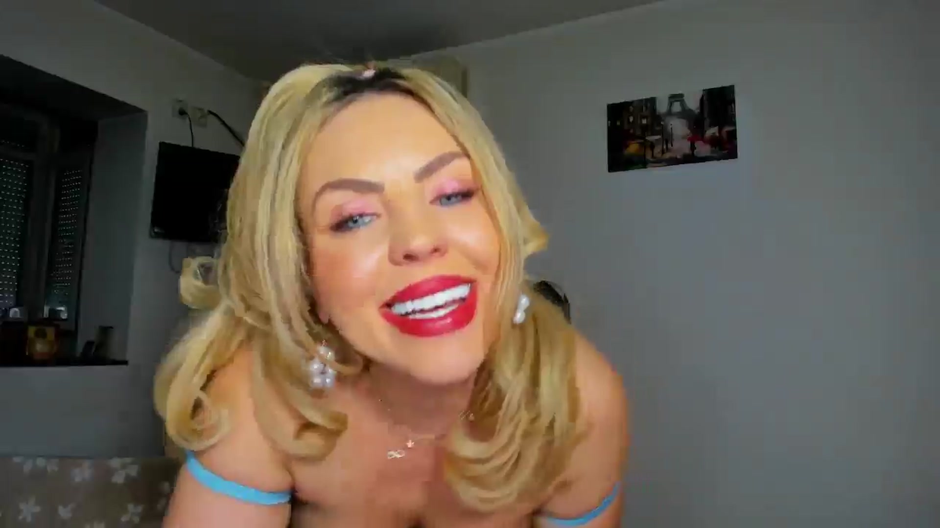 Gallery image thumbnail from MISS_JOY99's myfreecams stream on, 02/15/2026, 12:11 image 6 of 20
