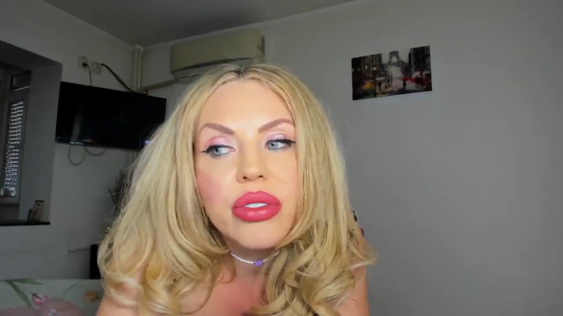 Gallery image thumbnail from MISS_JOY99's myfreecams stream on, 04/08/2026, 11:47 image 6 of 20
