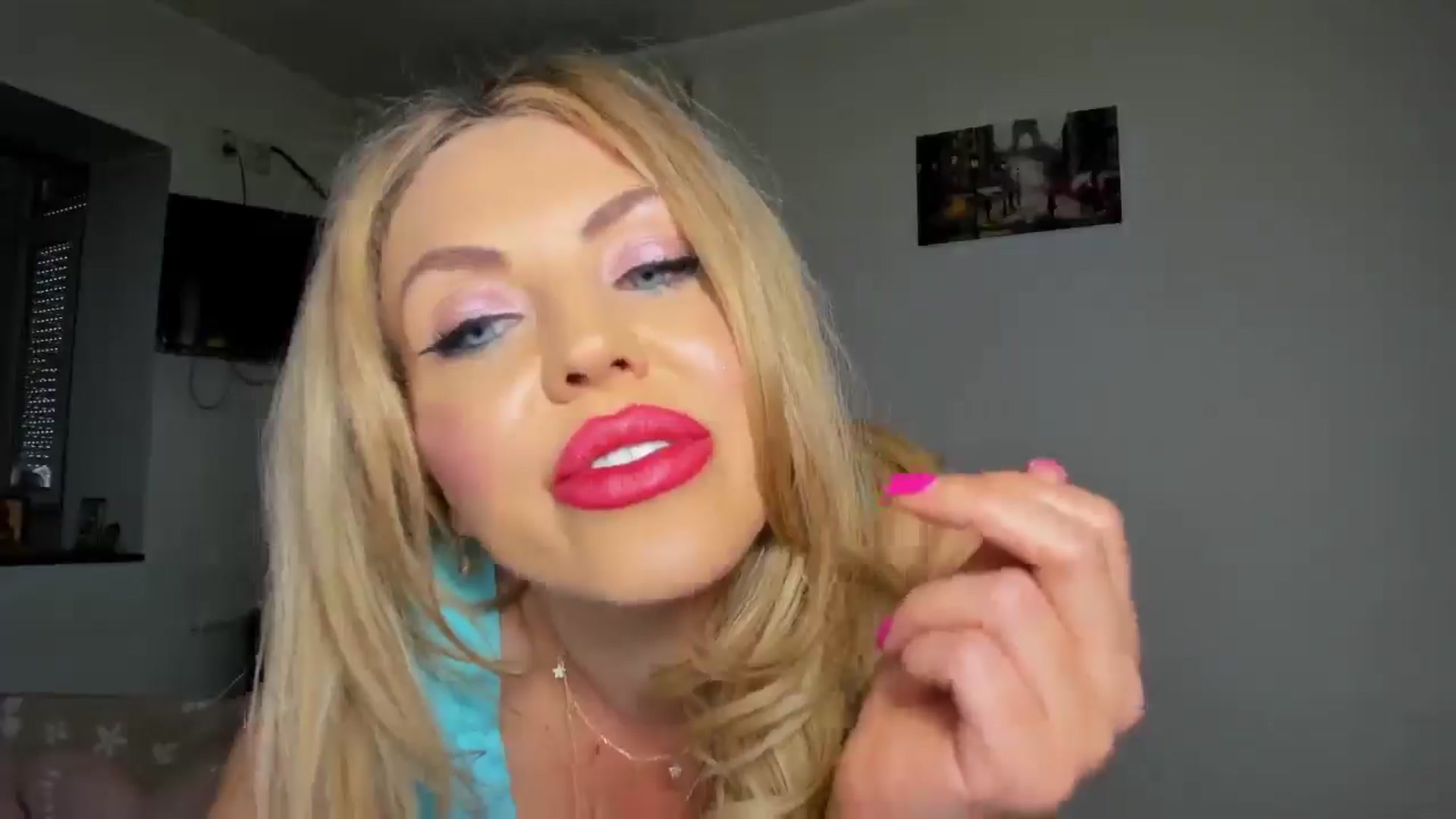 Gallery image thumbnail from MISS_JOY99's myfreecams stream on, 04/26/2026, 10:36 image 3 of 20