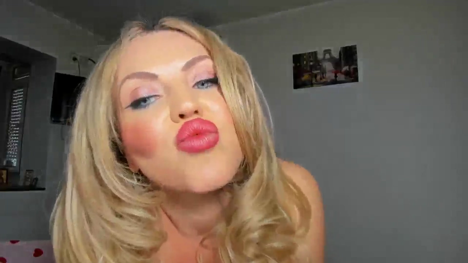 Gallery image thumbnail from MISS_JOY99's myfreecams stream on, 05/03/2026, 11:38 image 8 of 20