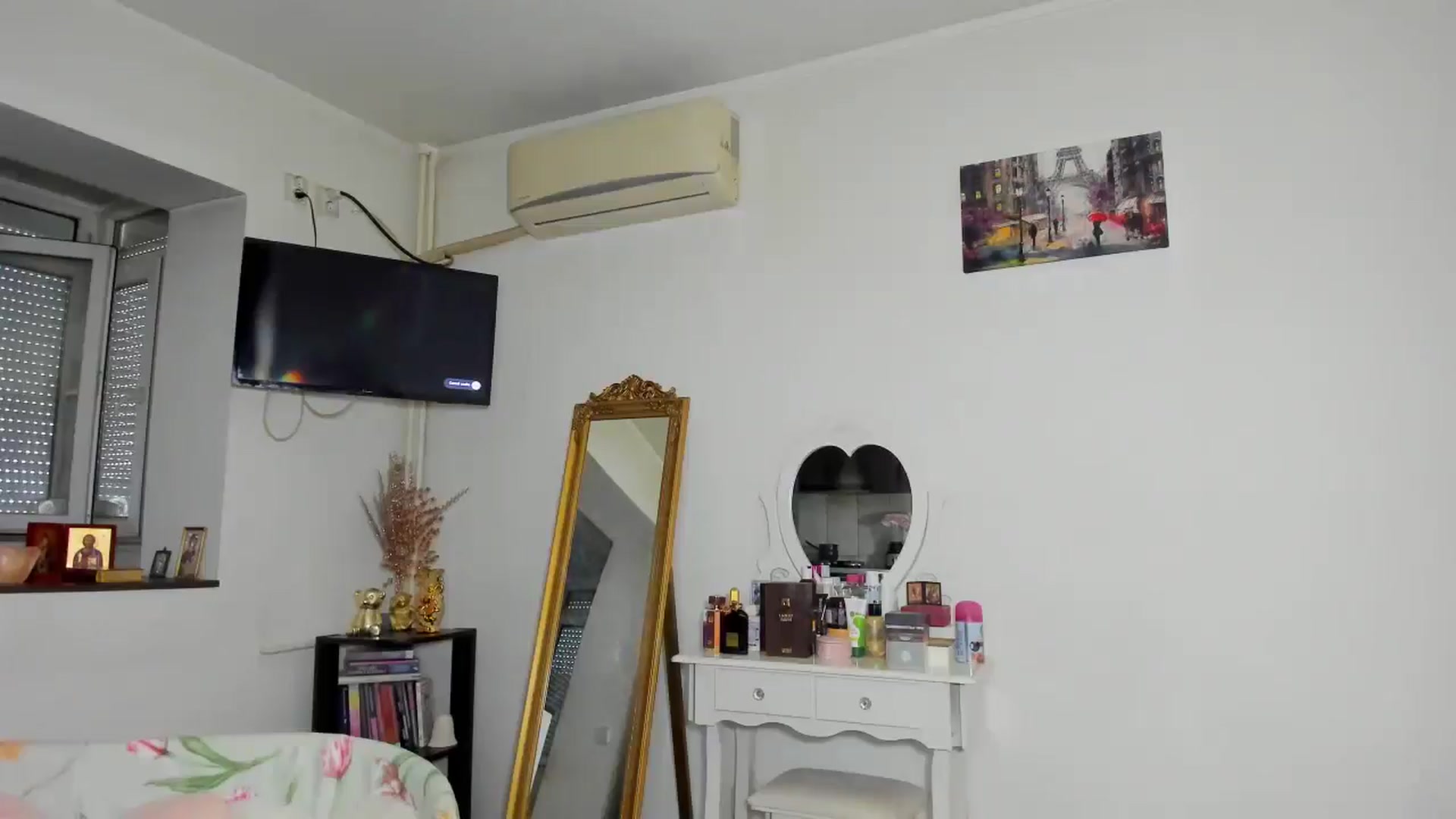 Gallery image thumbnail from MISS_JOY99's myfreecams stream on, 05/07/2026, 09:28 image 7 of 20