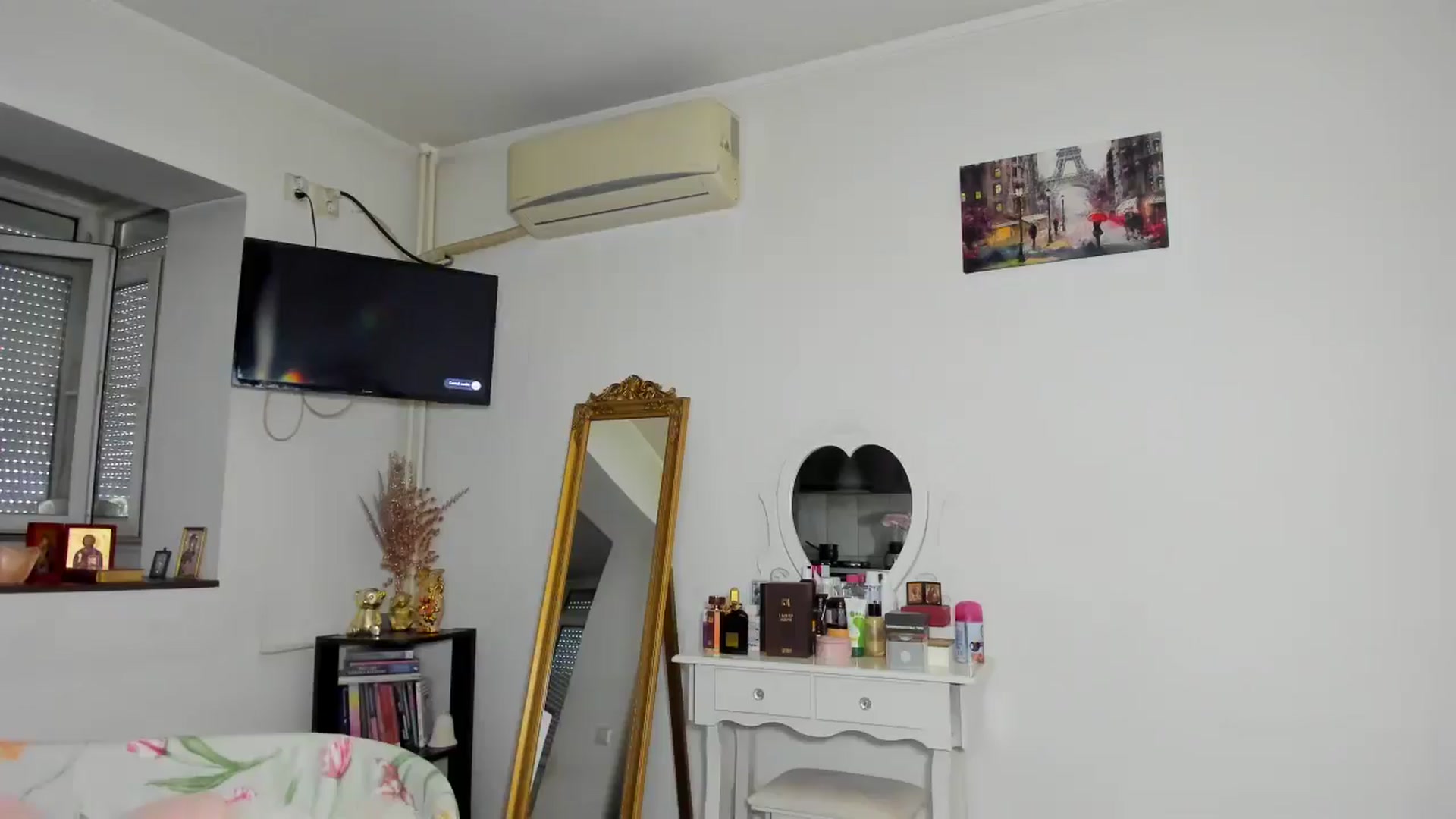 Gallery image thumbnail from MISS_JOY99's myfreecams stream on, 05/07/2026, 09:28 image 9 of 20
