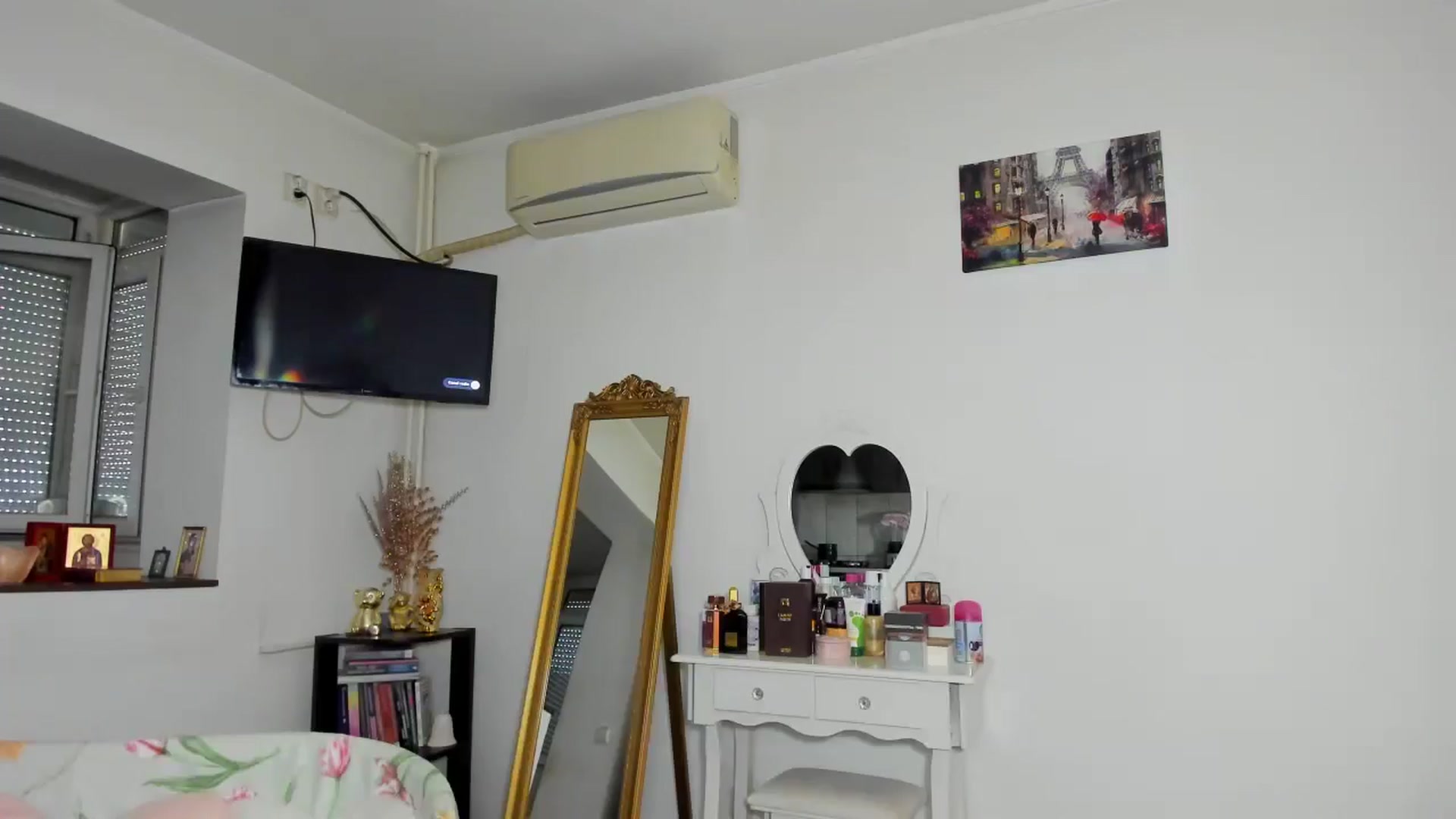 Gallery image thumbnail from MISS_JOY99's myfreecams stream on, 05/07/2026, 09:28 image 15 of 20