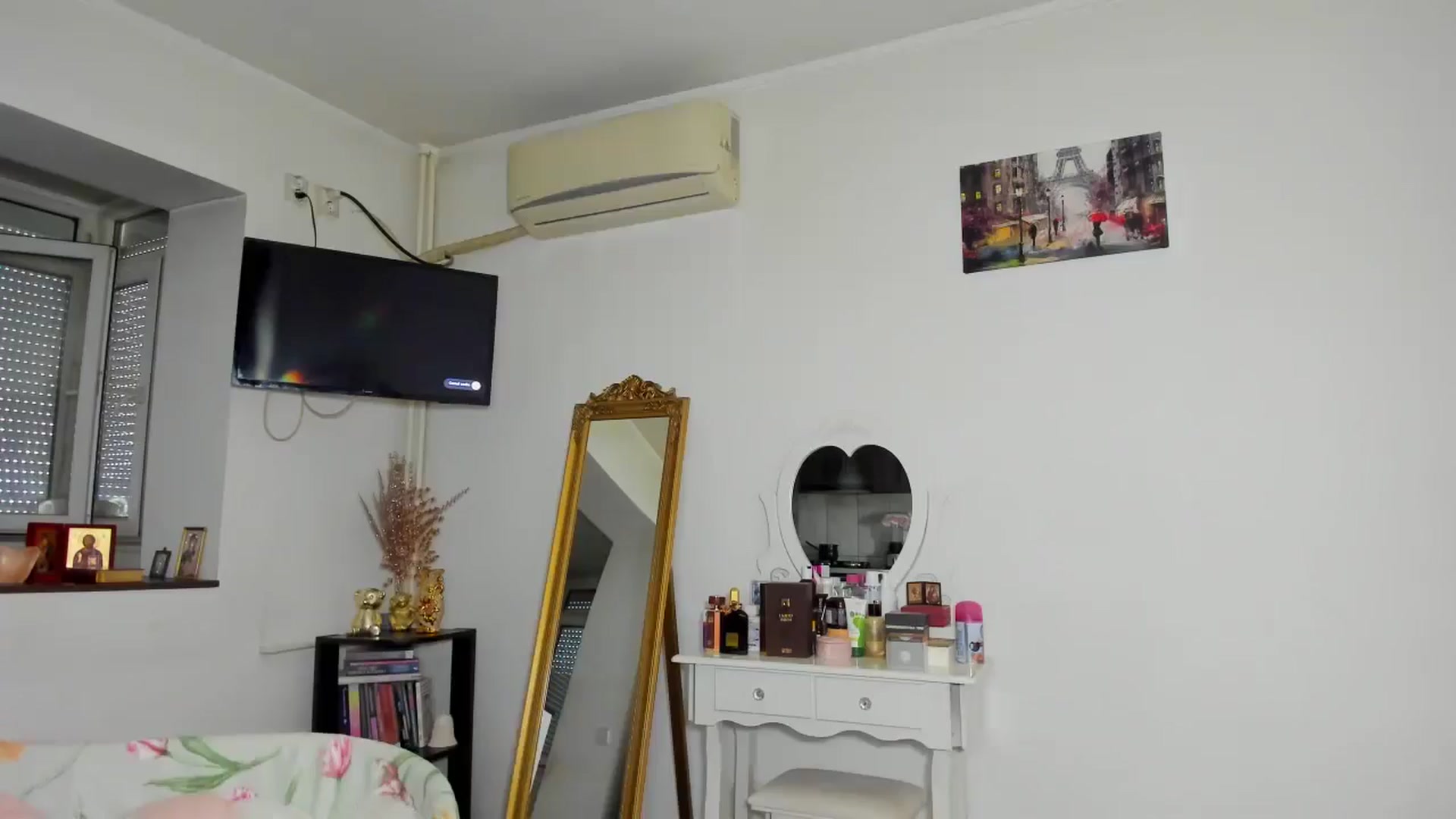 Gallery image thumbnail from MISS_JOY99's myfreecams stream on, 05/07/2026, 09:28 image 6 of 20