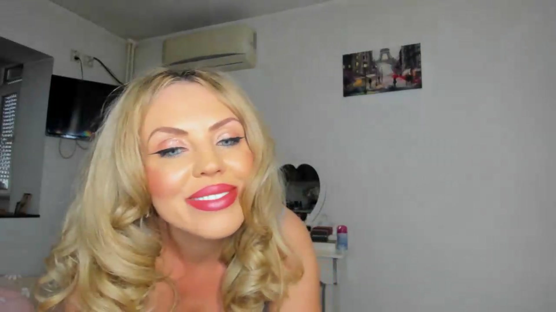 Gallery image thumbnail from MISS_JOY99's myfreecams stream on, 05/12/2026, 12:57 image 7 of 20