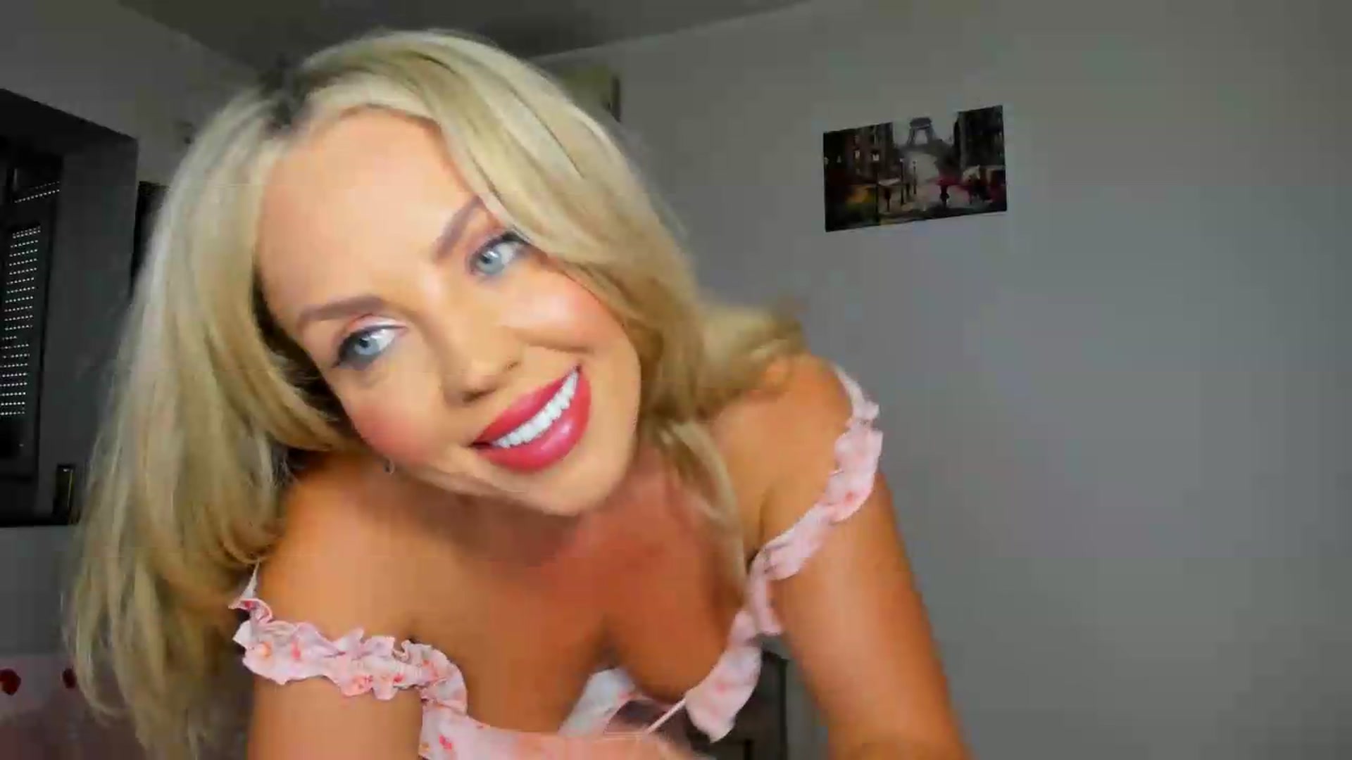 Gallery image thumbnail from MISS_JOY99's myfreecams stream on, 06/21/2026, 09:25 image 10 of 20