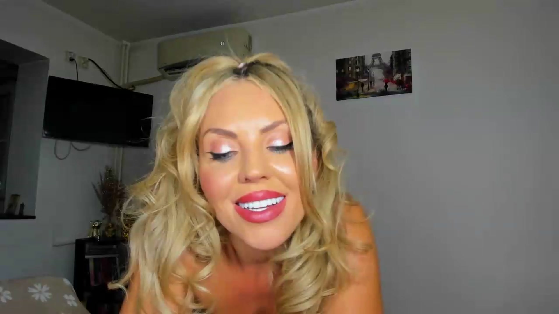 Gallery image thumbnail from MISS_JOY99's myfreecams stream on, 06/25/2026, 19:32 image 5 of 20