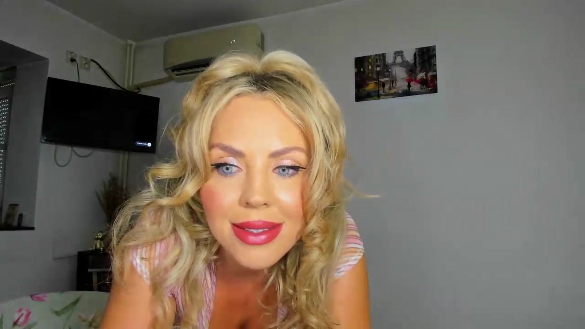 Gallery image thumbnail from MISS_JOY99's myfreecams stream on, 06/29/2026, 12:26 image 2 of 20