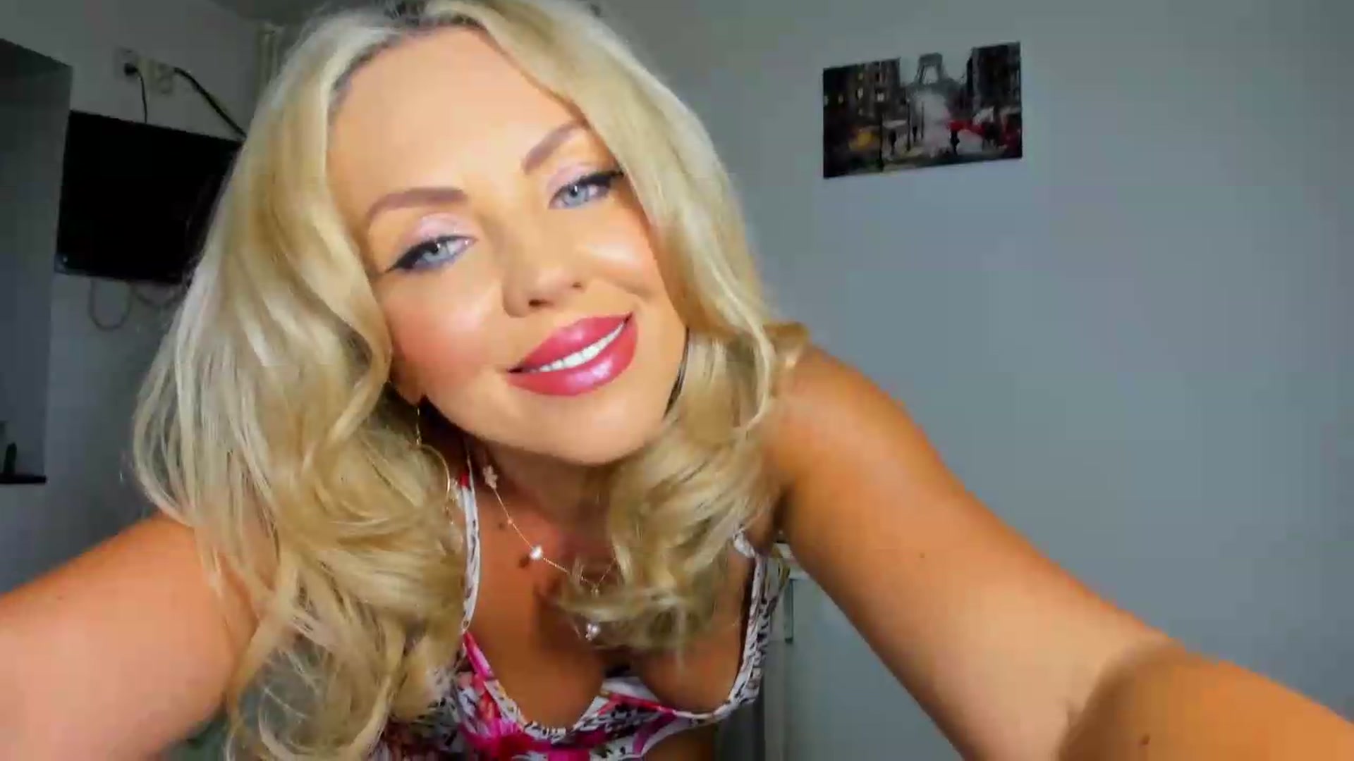 Gallery image thumbnail from MISS_JOY99's myfreecams stream on, 07/05/2026, 07:36 image 3 of 20