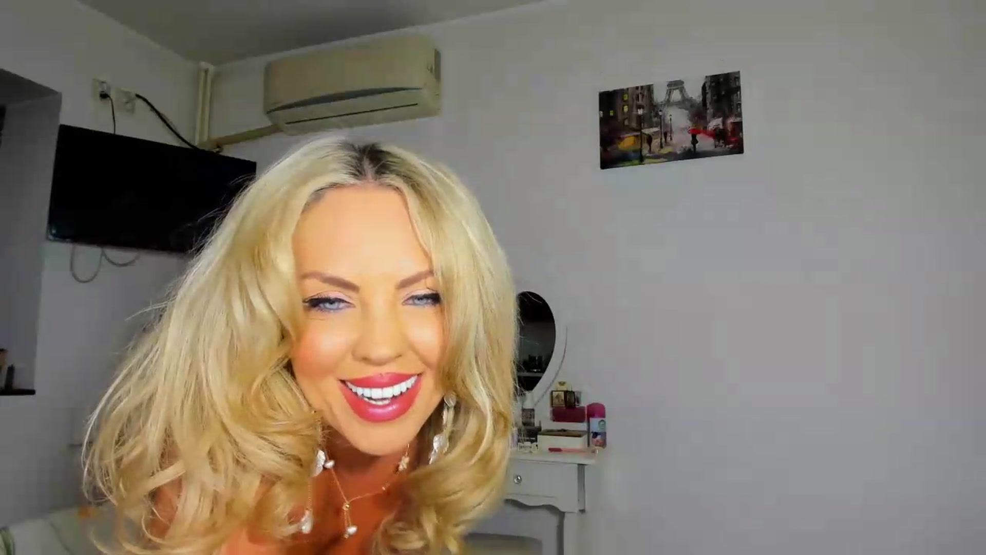 Gallery image thumbnail from MISS_JOY99's myfreecams stream on, 07/05/2026, 07:36 image 6 of 20