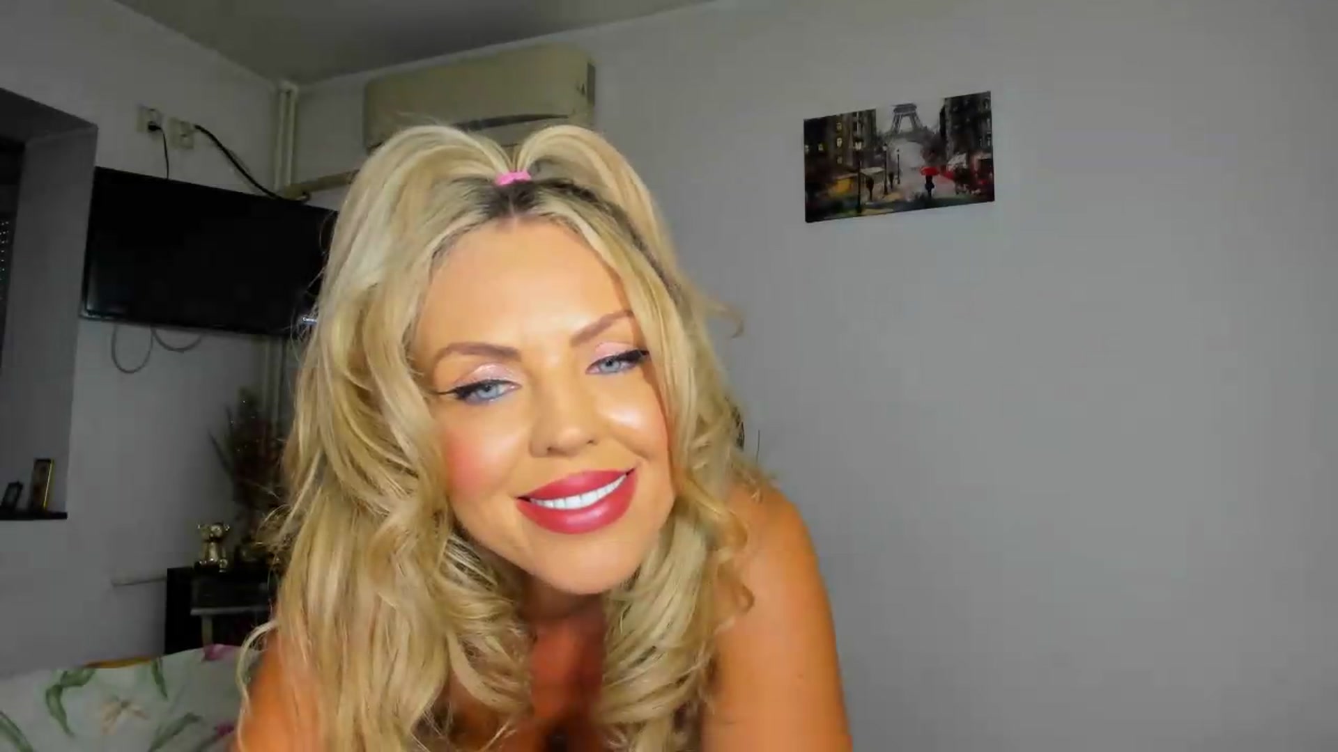 Gallery image thumbnail from MISS_JOY99's myfreecams stream on, 07/08/2026, 16:15 image 6 of 20