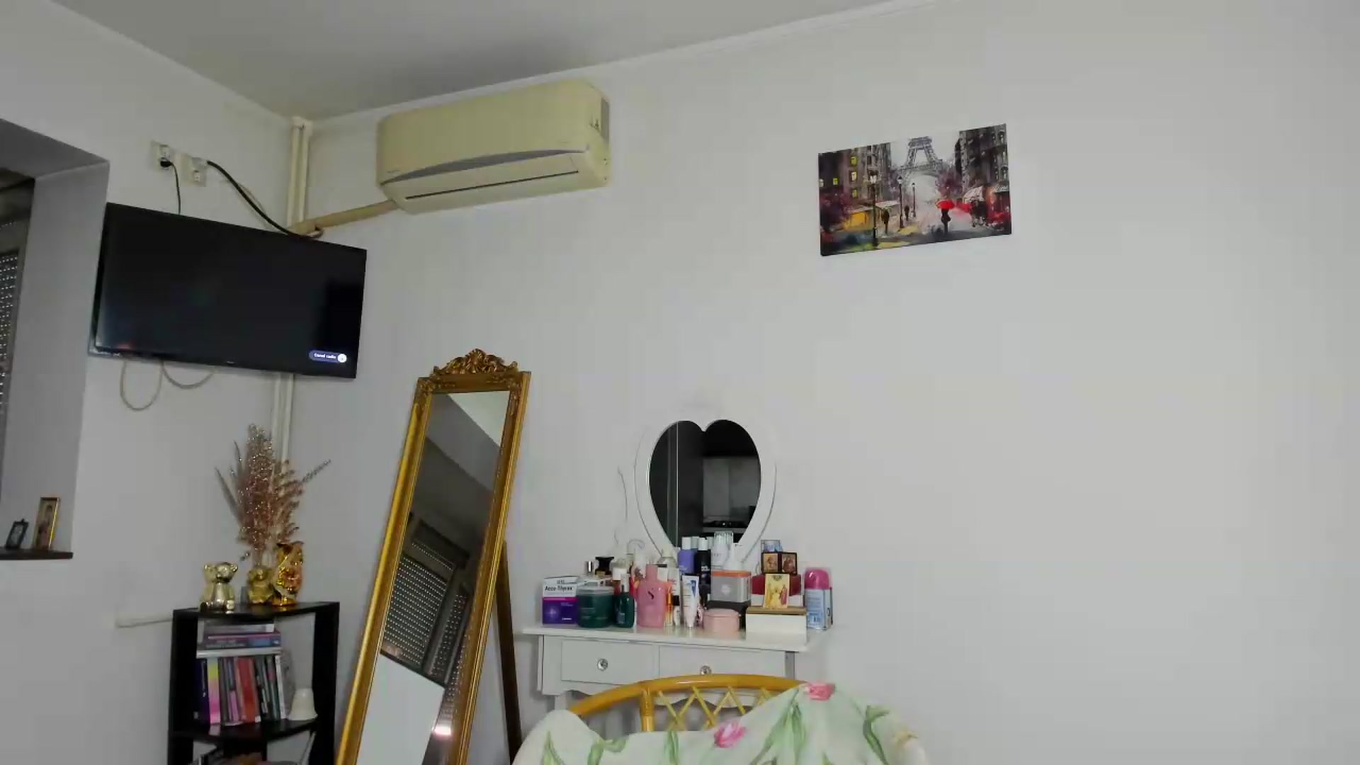 Gallery image thumbnail from MISS_JOY99's myfreecams stream on, 07/08/2026, 16:15 image 18 of 20