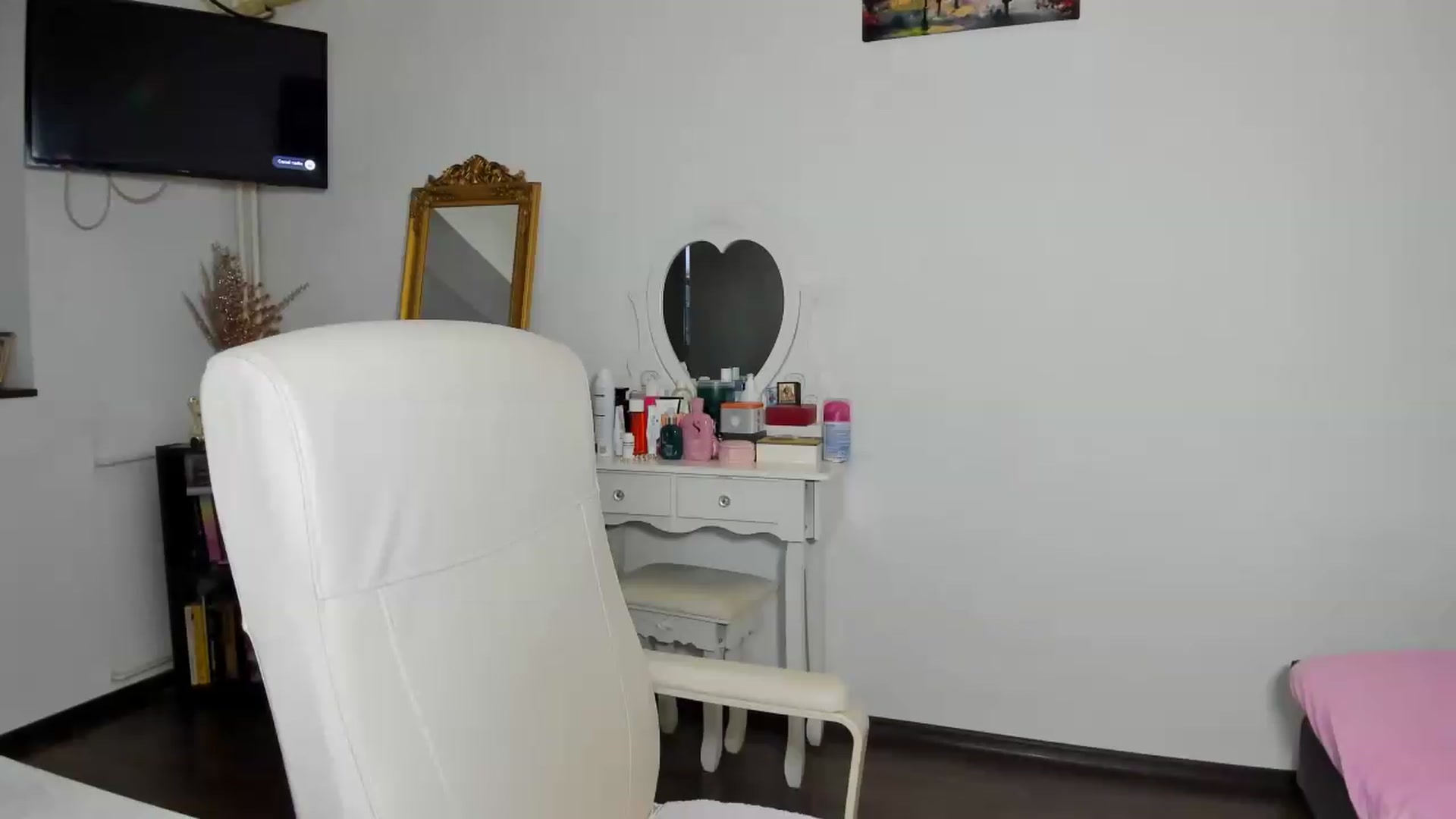 Gallery image thumbnail from MISS_JOY99's myfreecams stream on, 07/20/2026, 06:06 image 20 of 20
