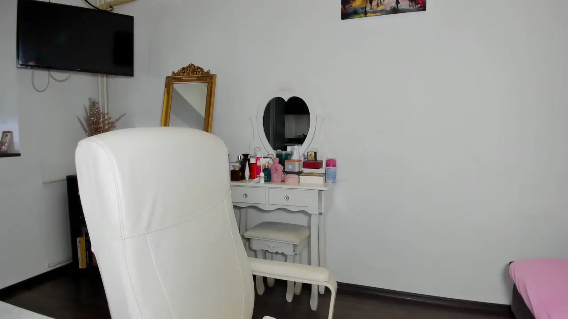Gallery image thumbnail from MISS_JOY99's myfreecams stream on, 07/21/2026, 08:55 image 20 of 20