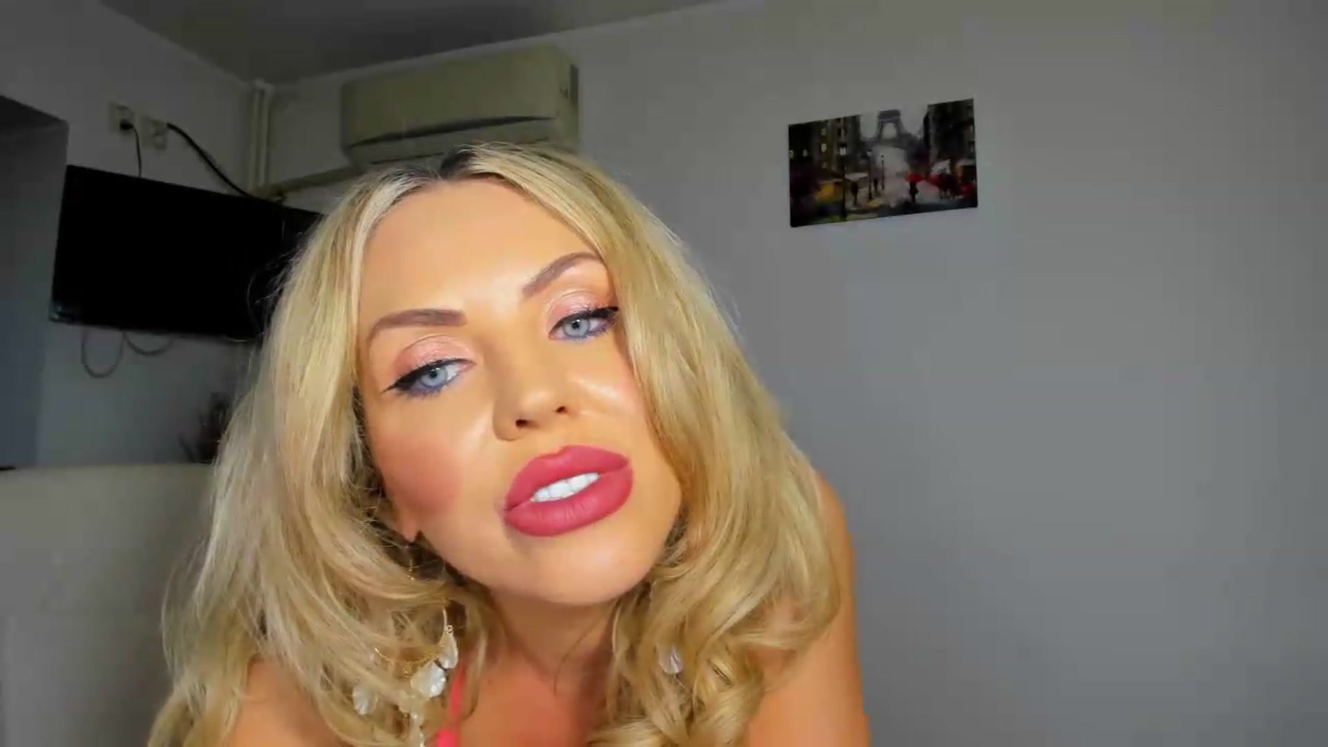 Gallery image thumbnail from MISS_JOY99's myfreecams stream on, 07/24/2026, 11:07 image 19 of 20