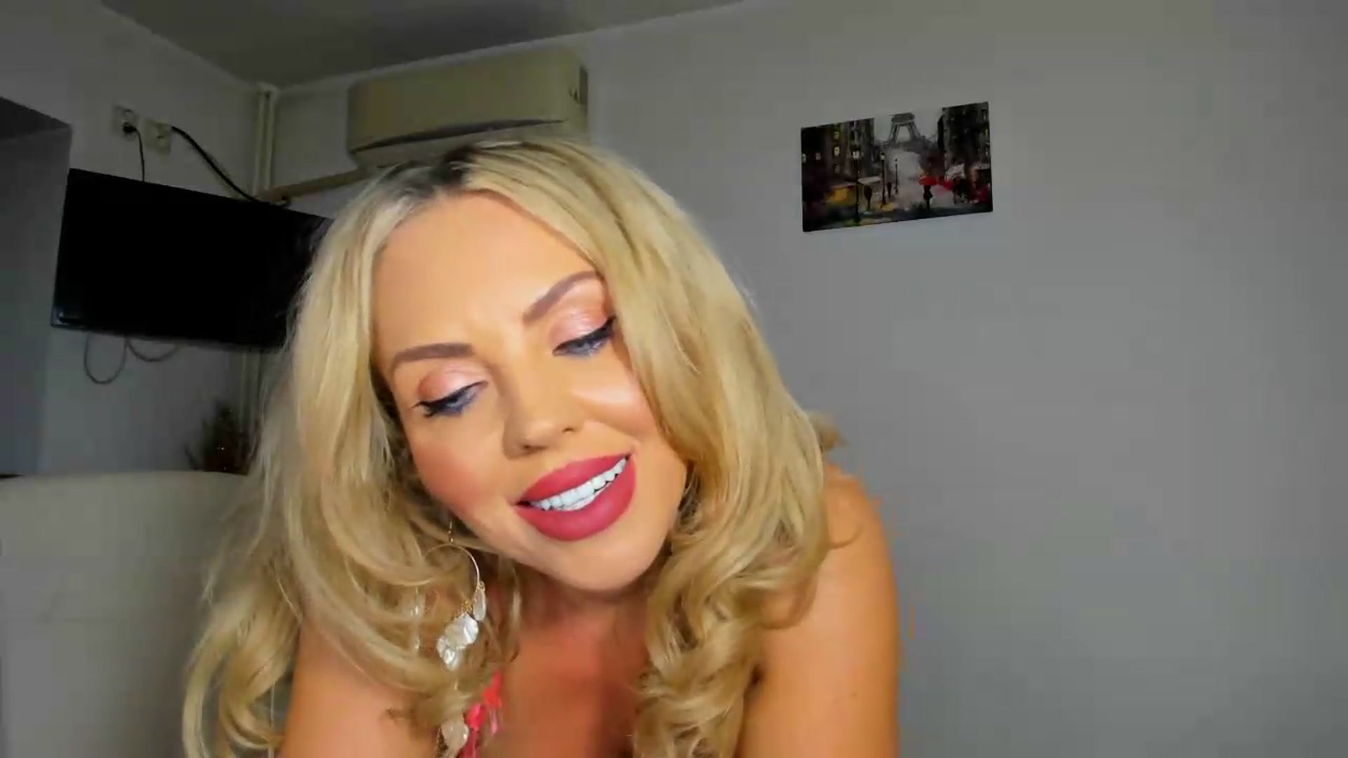 Gallery image thumbnail from MISS_JOY99's myfreecams stream on, 07/24/2026, 11:07 image 17 of 20