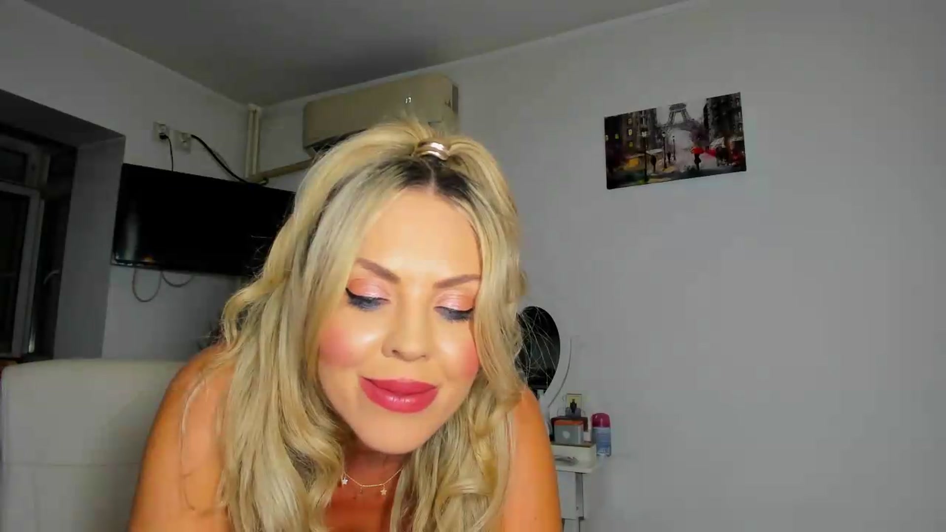 Gallery image thumbnail from MISS_JOY99's myfreecams stream on, 08/08/2026, 18:08 image 7 of 20