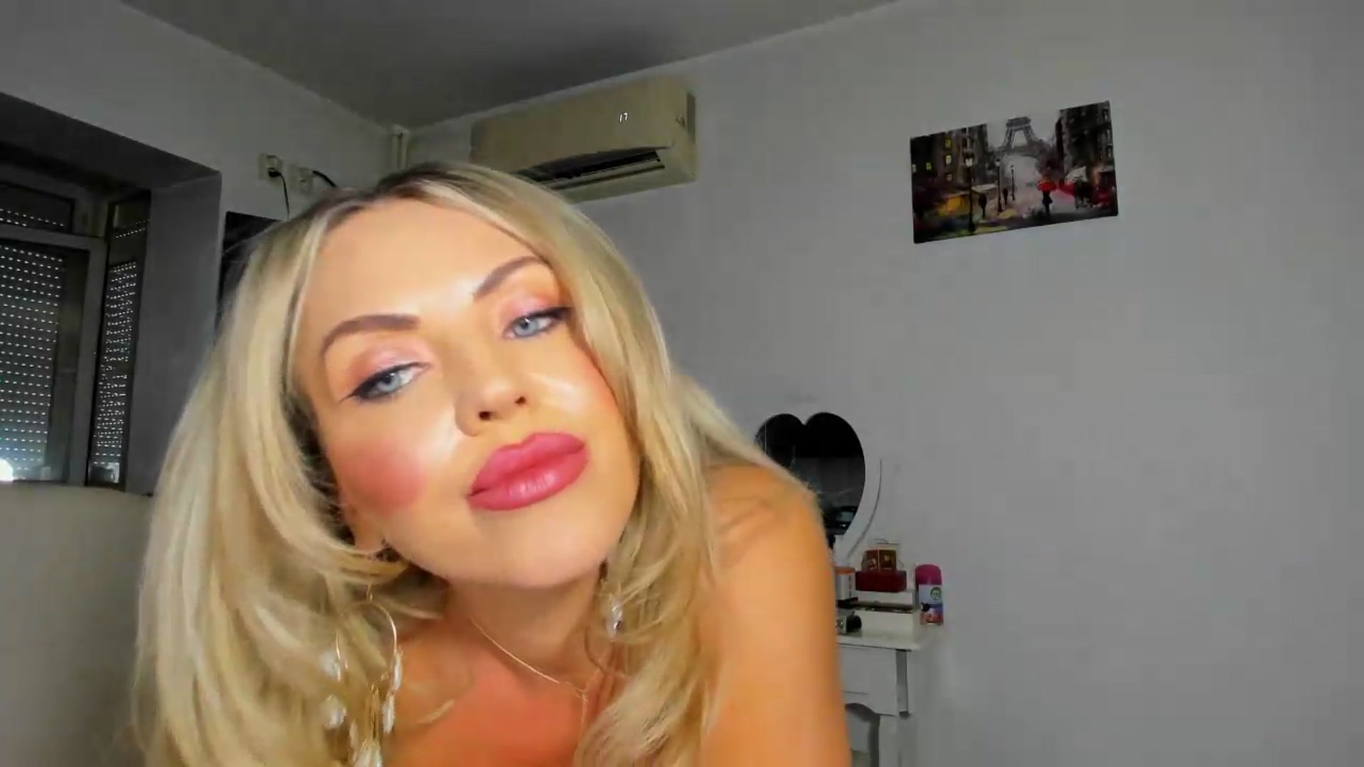 Gallery image thumbnail from MISS_JOY99's myfreecams stream on, 08/24/2026, 11:26 image 17 of 20
