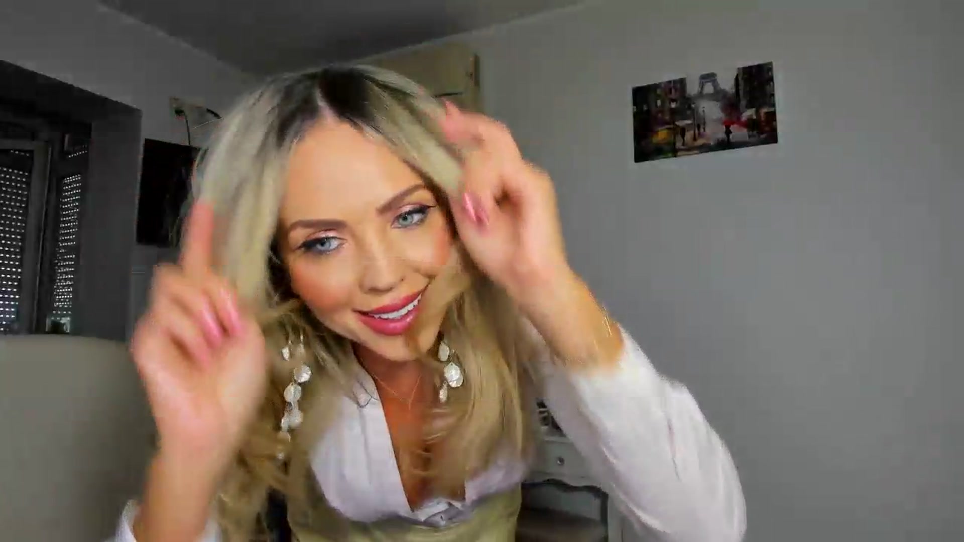Gallery image thumbnail from MISS_JOY99's myfreecams stream on, 08/25/2026, 07:19 image 16 of 20