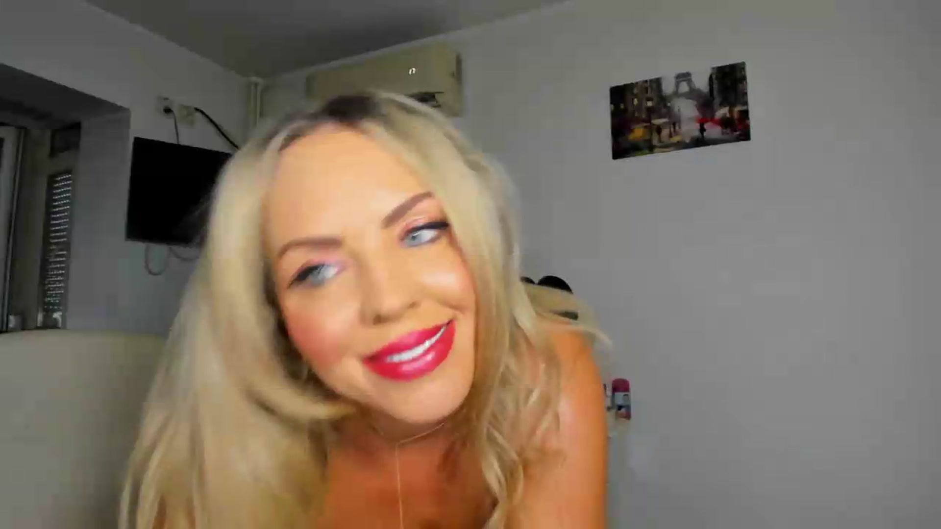 Gallery image thumbnail from MISS_JOY99's myfreecams stream on, 08/26/2026, 07:38 image 8 of 20