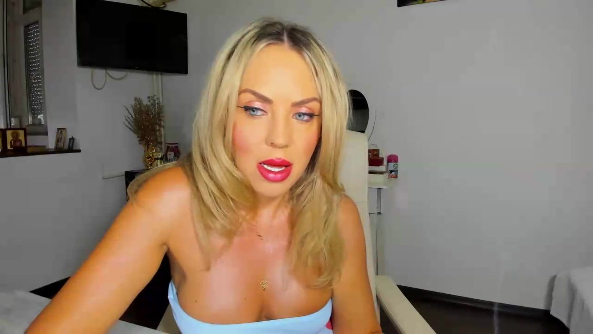 Gallery image thumbnail from MISS_JOY99's myfreecams stream on, 08/26/2026, 07:38 image 3 of 20