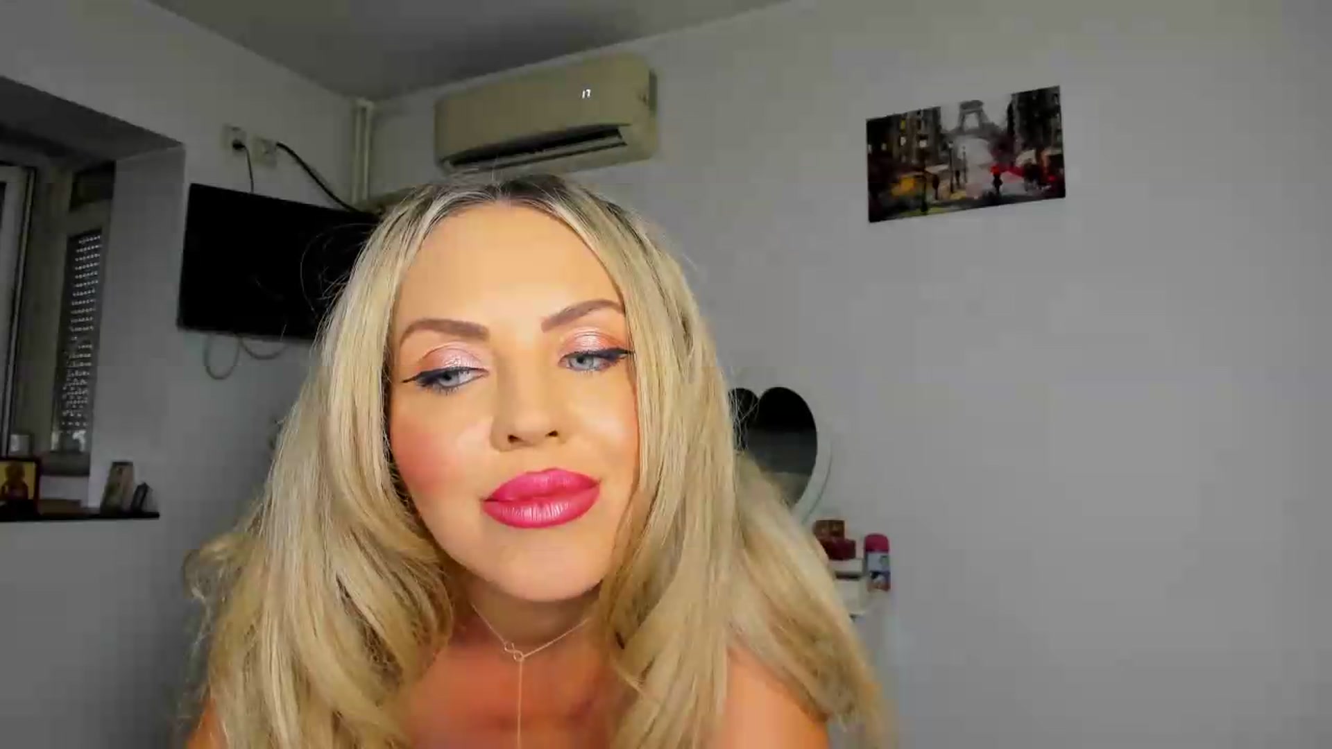 Gallery image thumbnail from MISS_JOY99's myfreecams stream on, 08/26/2026, 07:38 image 11 of 20